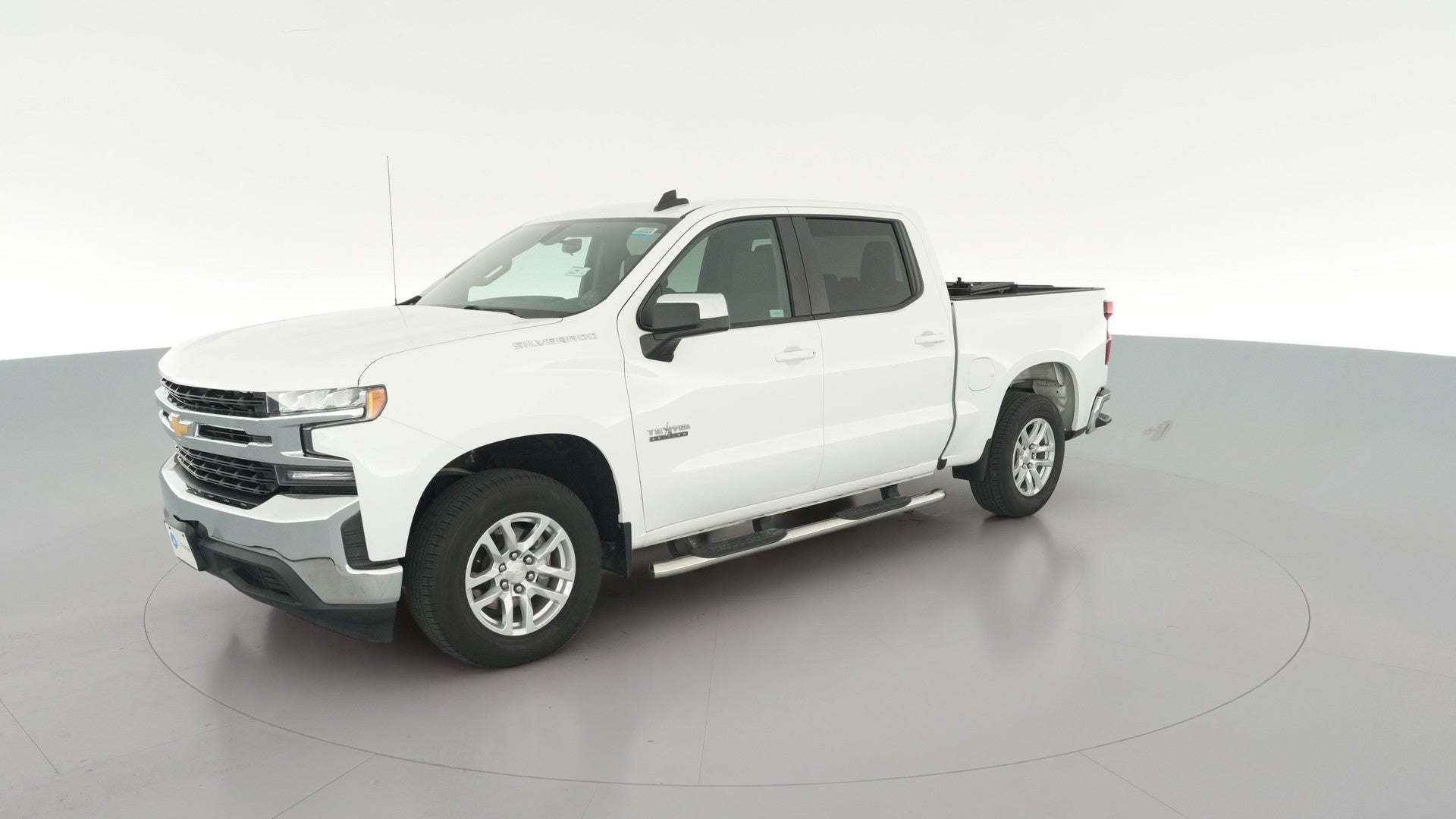 2019 Chevrolet Silverado 1500 Crew Cab vehicle photo