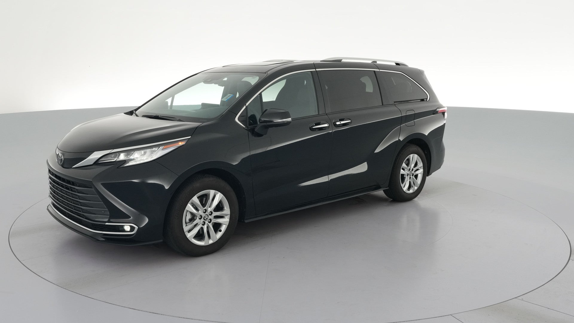 2026 Toyota Sienna vehicle photo