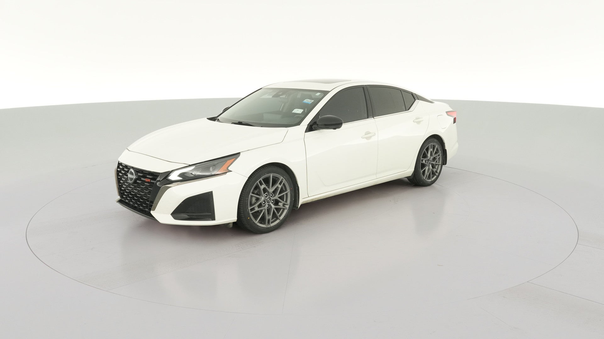 2024 Nissan Altima vehicle photo
