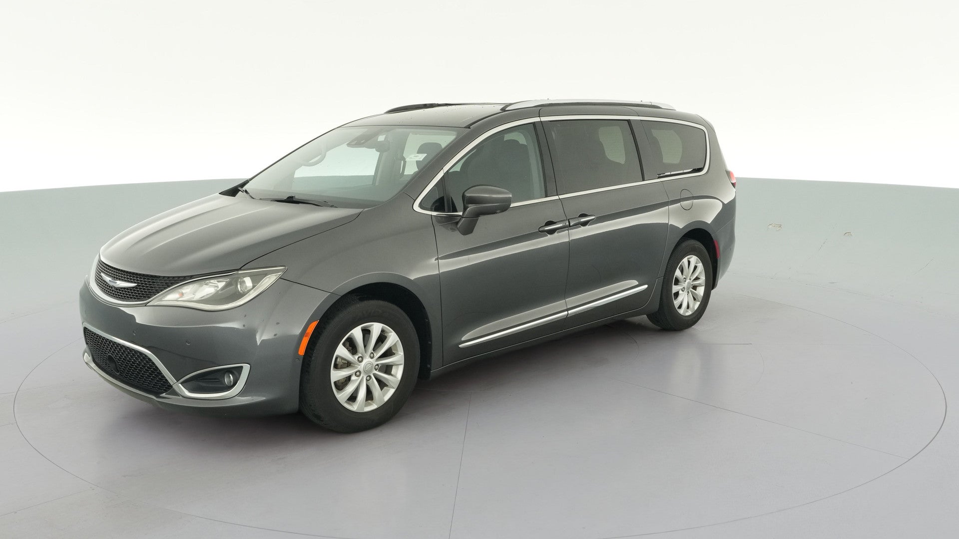 2018 Chrysler Pacifica vehicle photo