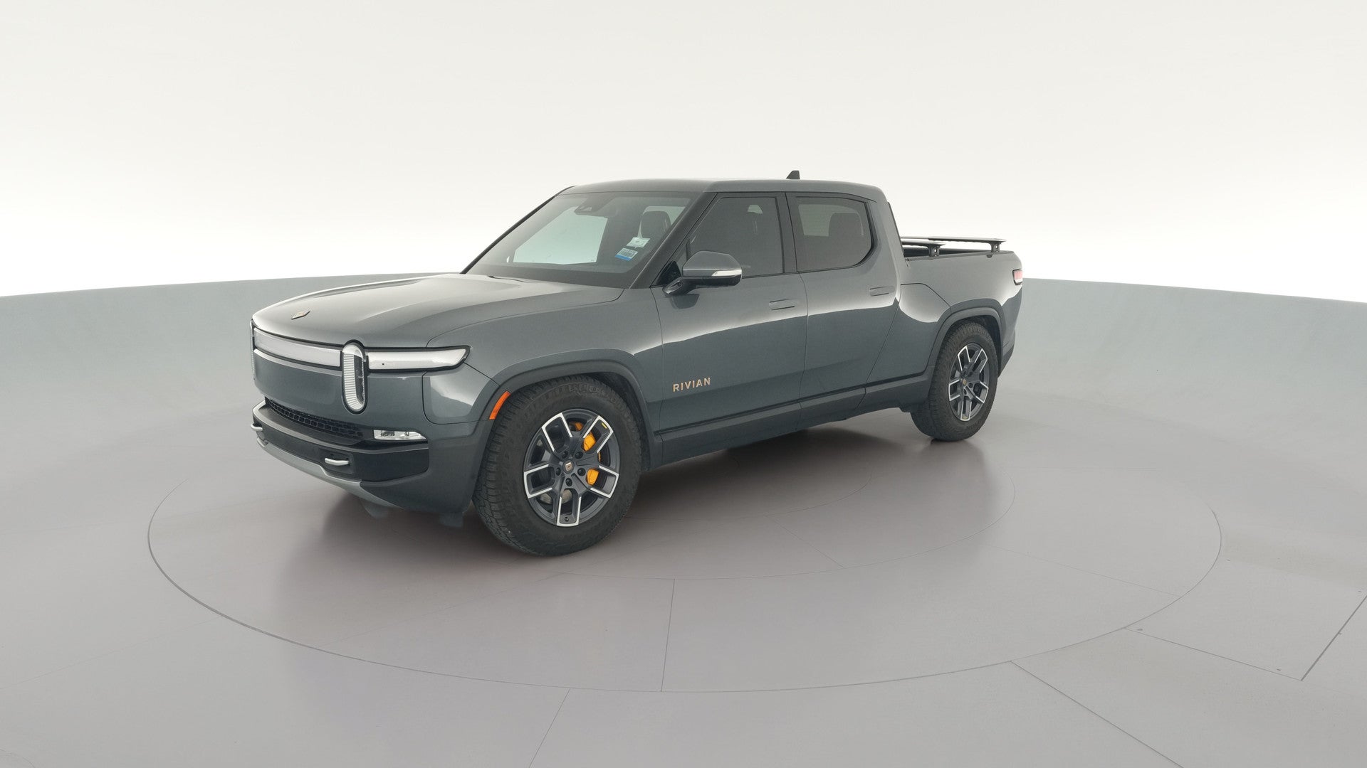 2022 Rivian R1T vehicle photo