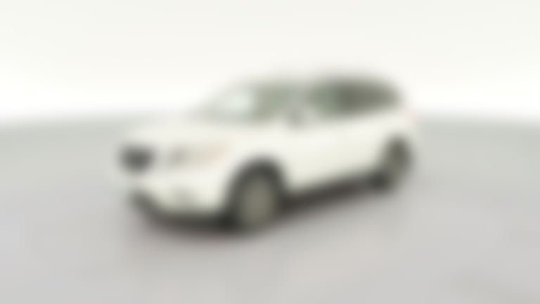2016 Nissan Pathfinder vehicle photo