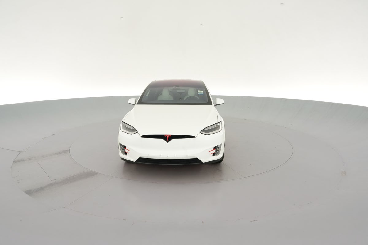 2016 Tesla Model X P90D in Solid White — 360° view 1