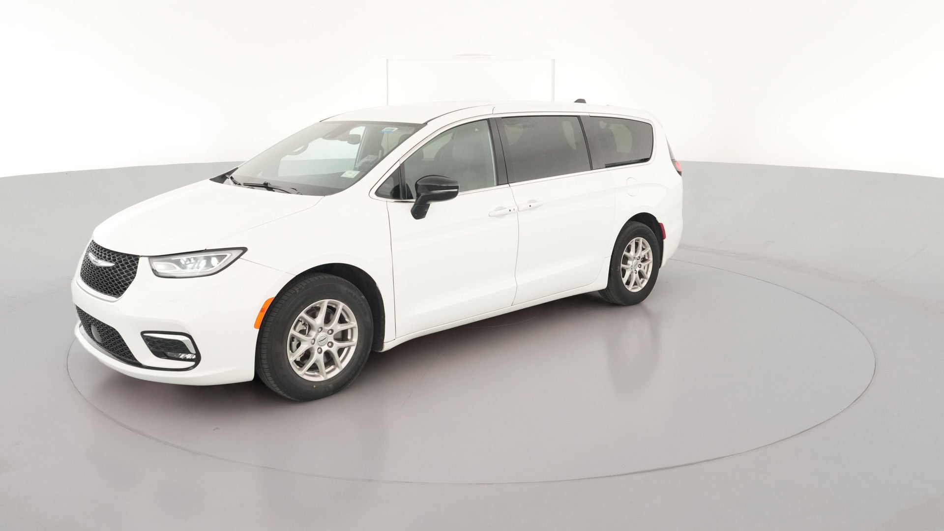 2025 Chrysler Pacifica vehicle photo