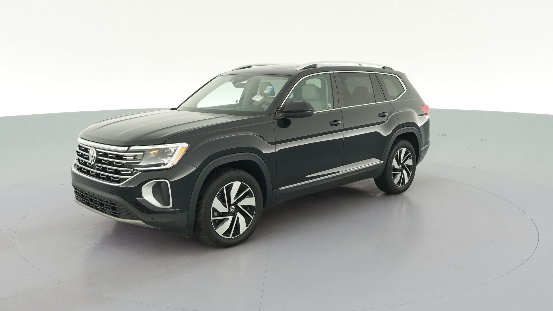 2025 Volkswagen Atlas vehicle photo