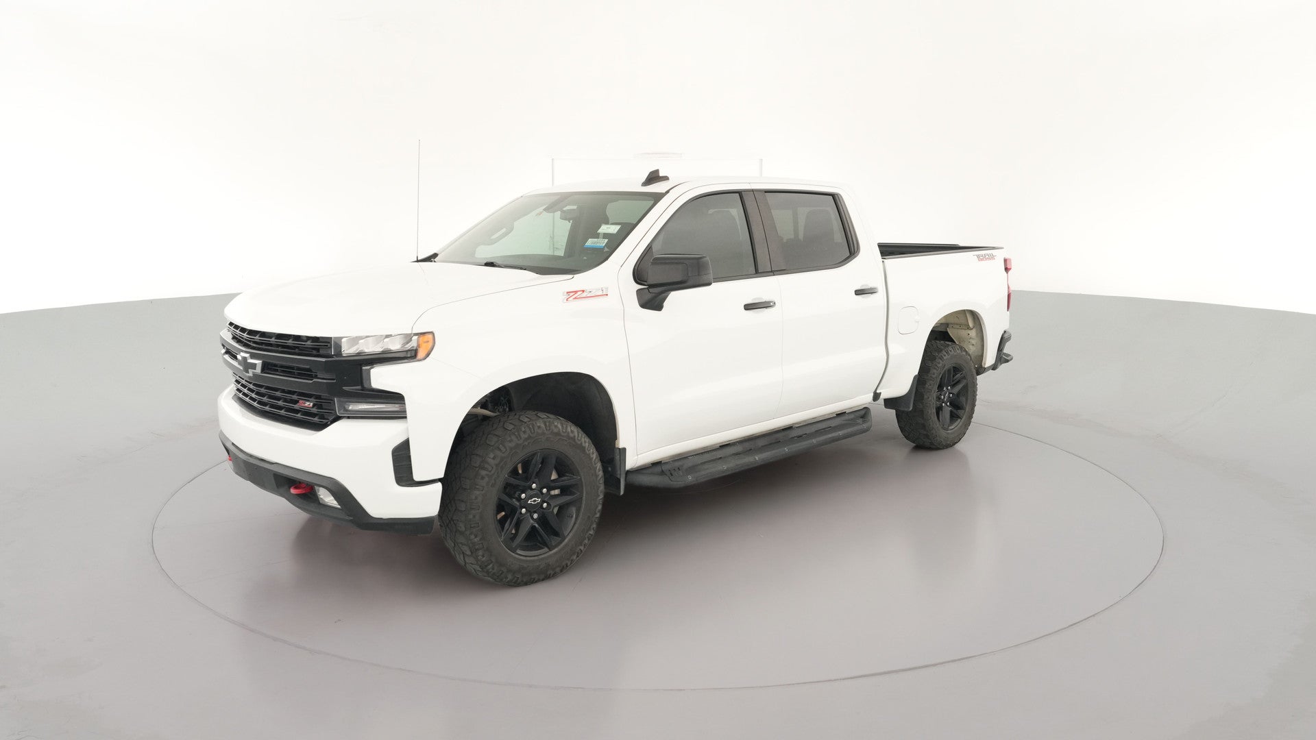 2020 Chevrolet Silverado 1500 Crew Cab vehicle photo