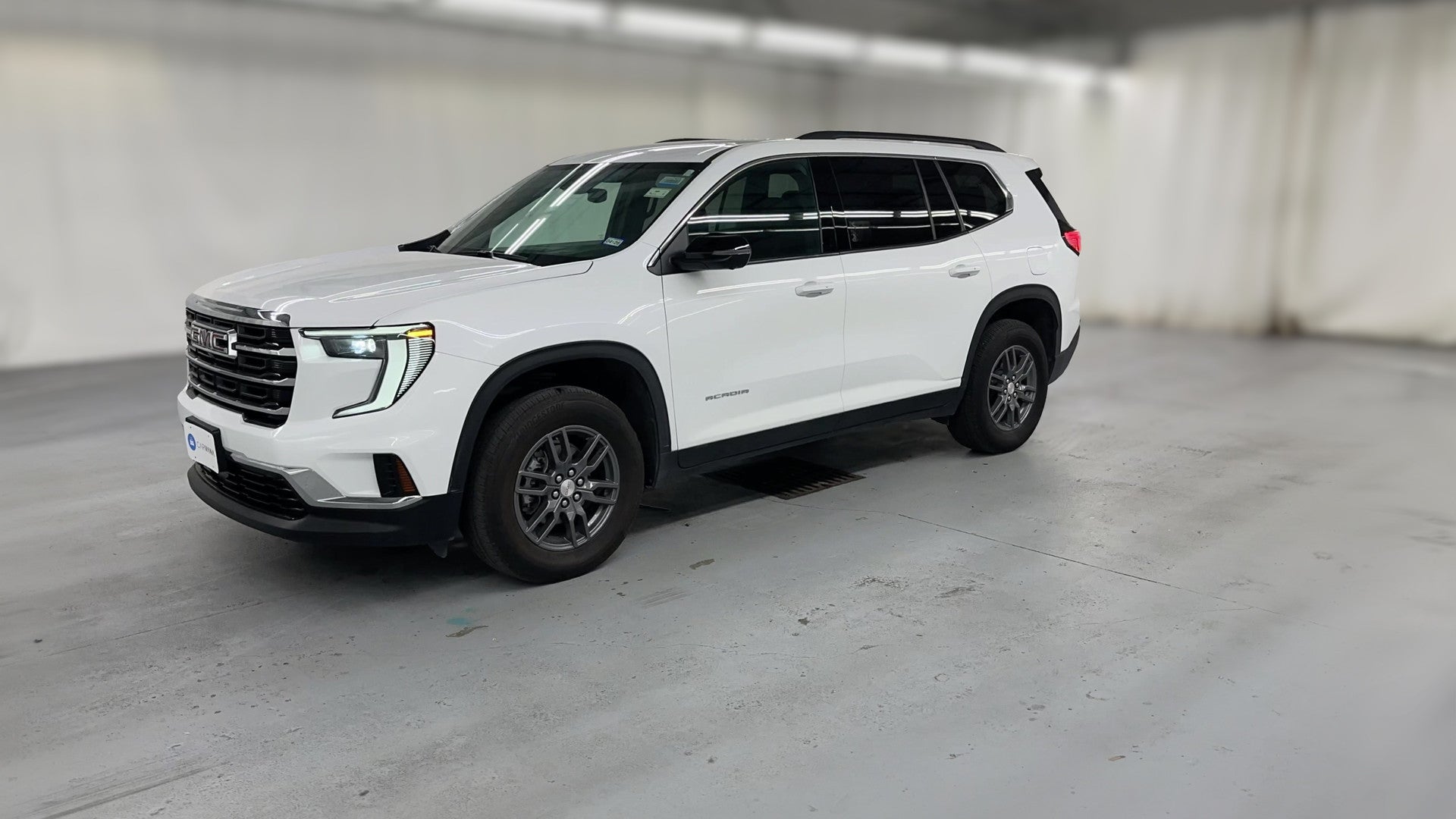 2025 GMC Acadia vehicle photo