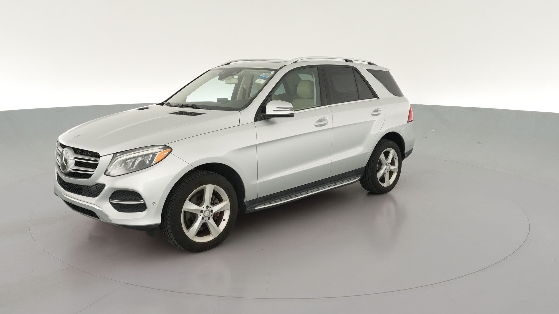 2016 Mercedes-Benz GLE vehicle photo