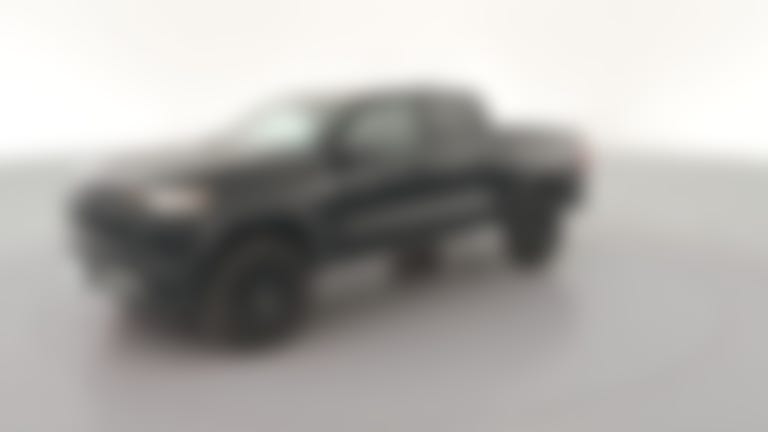 2025 Chevrolet Colorado Crew Cab vehicle photo