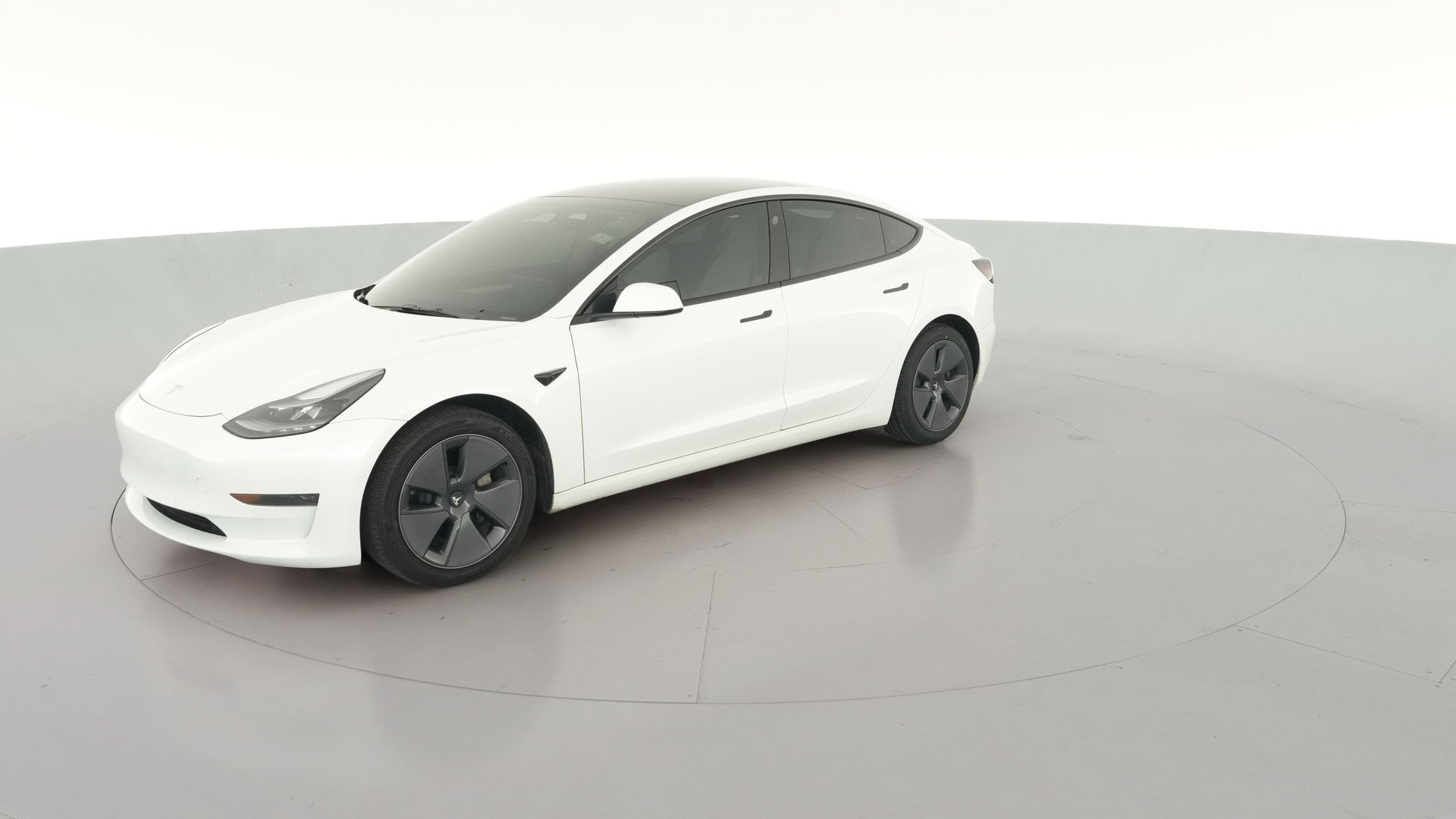 2022 Tesla Model 3 vehicle photo