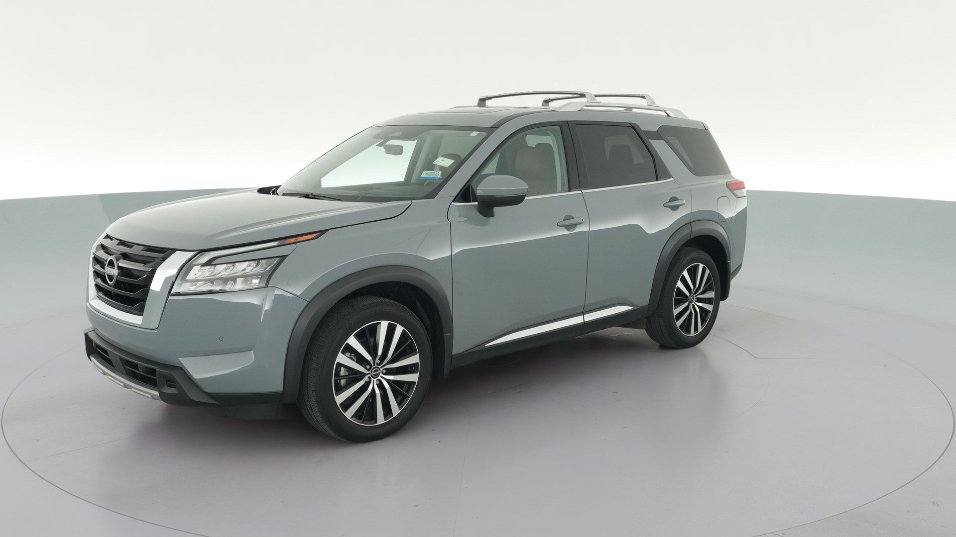 2025 Nissan Pathfinder vehicle photo