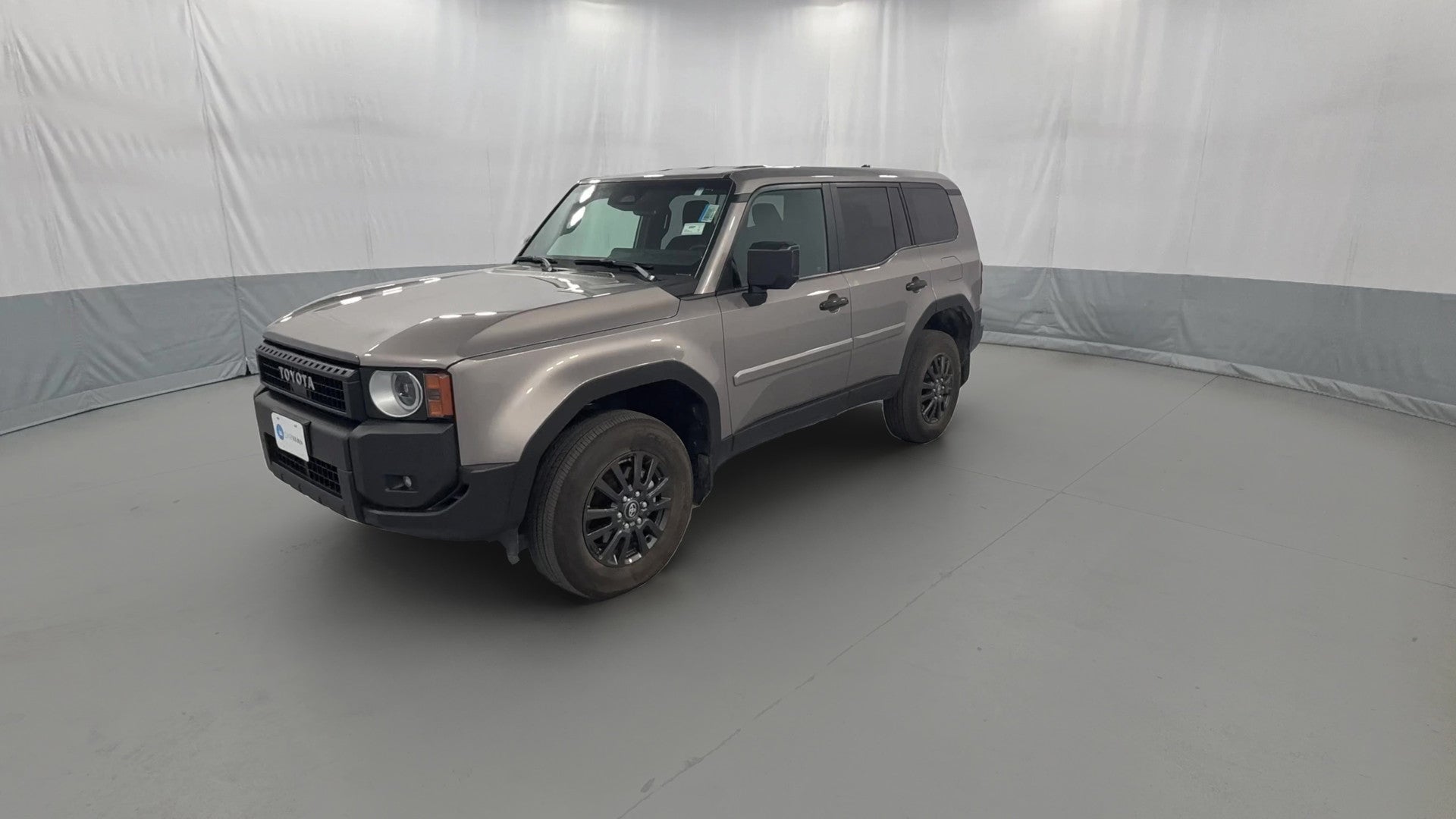 2025 Toyota Land Cruiser vehicle photo