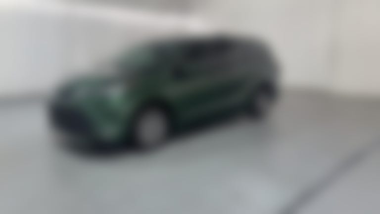 2022 Toyota Sienna vehicle photo