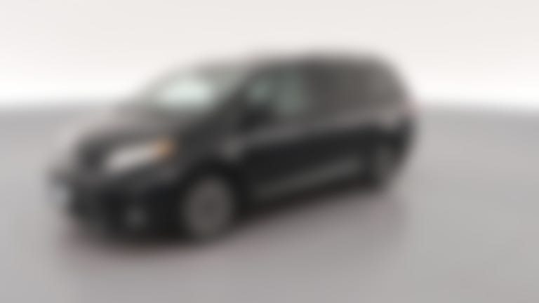 2018 Toyota Sienna vehicle photo