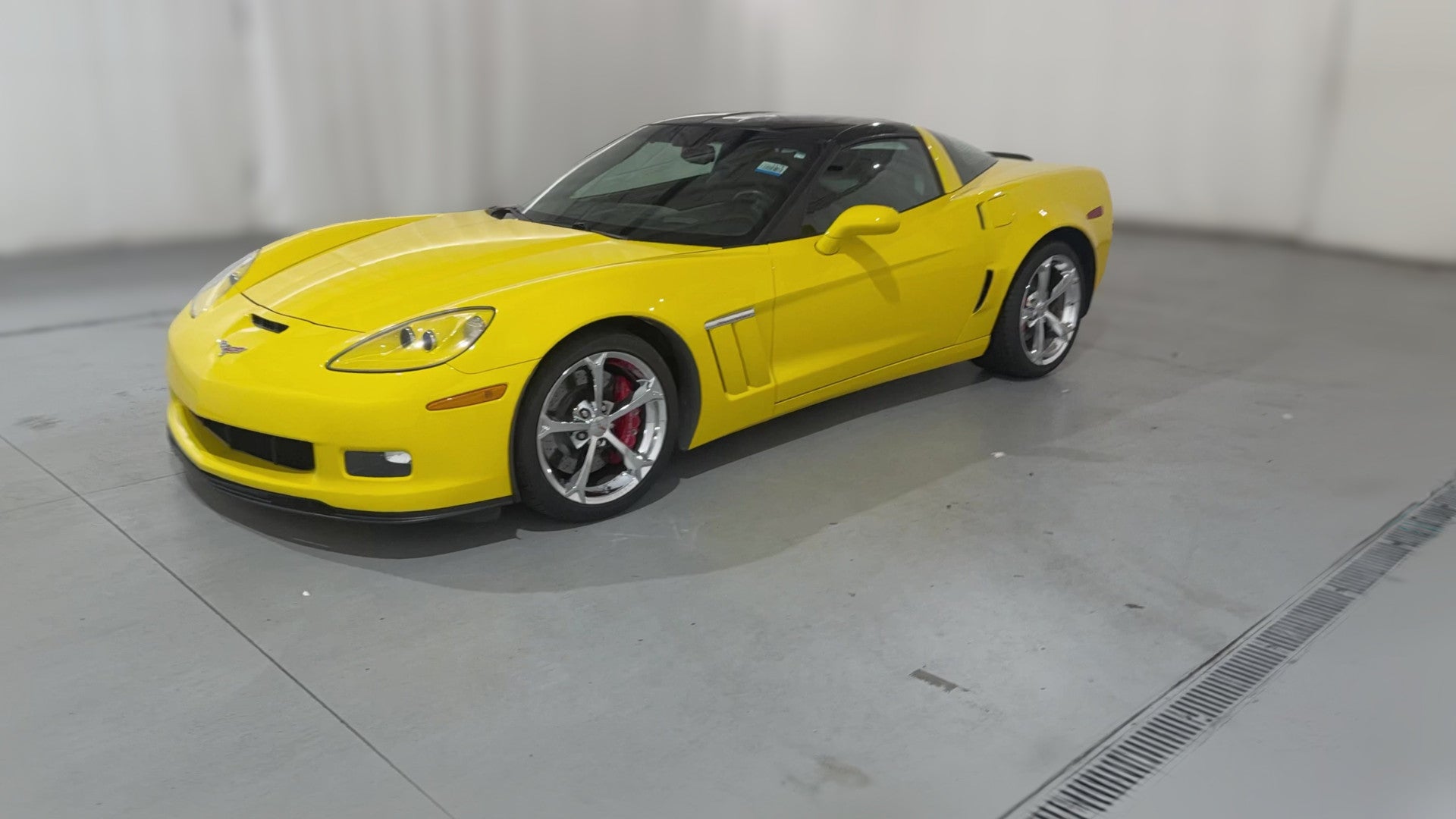 2013 Chevrolet Corvette vehicle photo