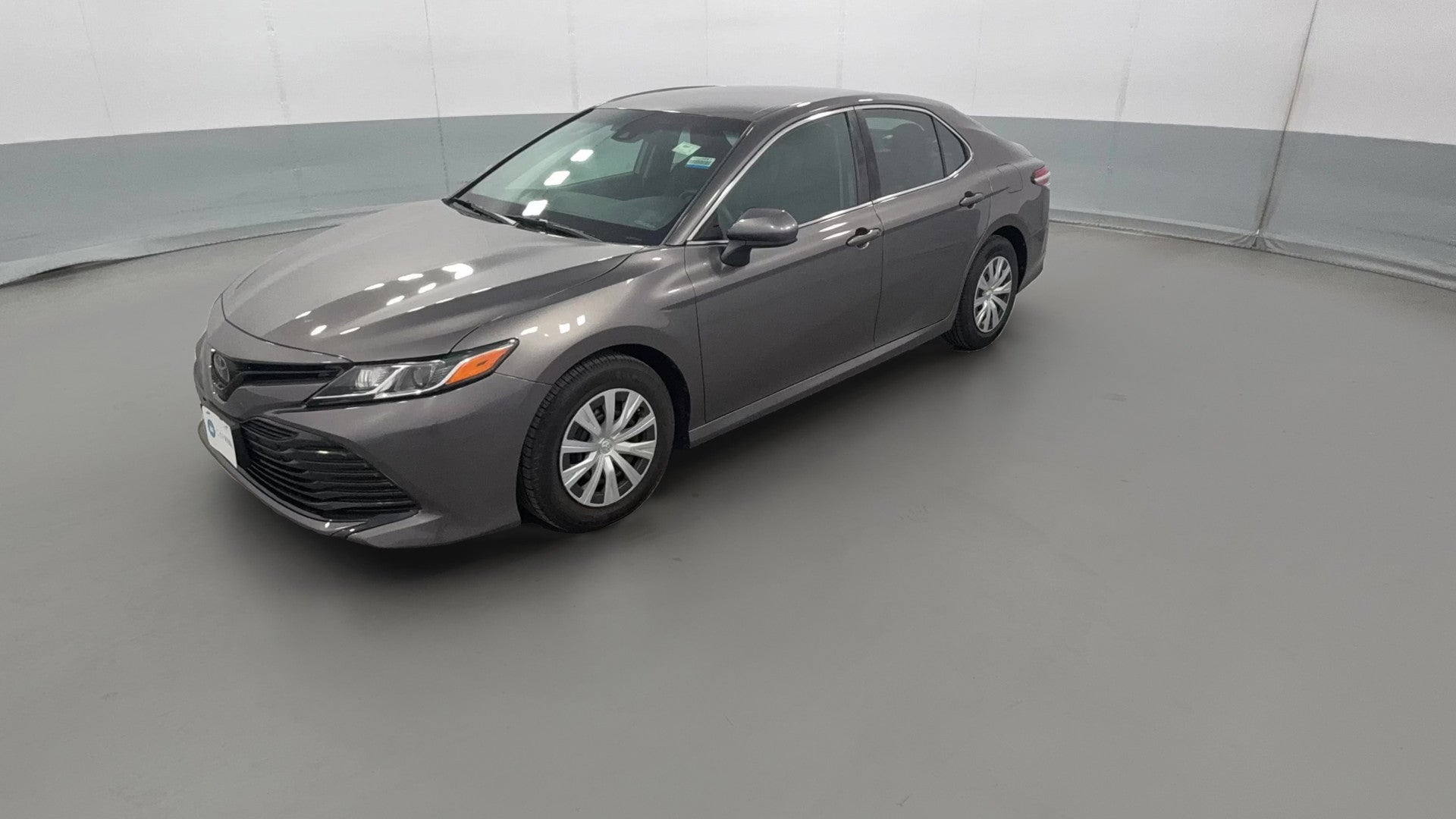 2018 Toyota Camry vehicle photo