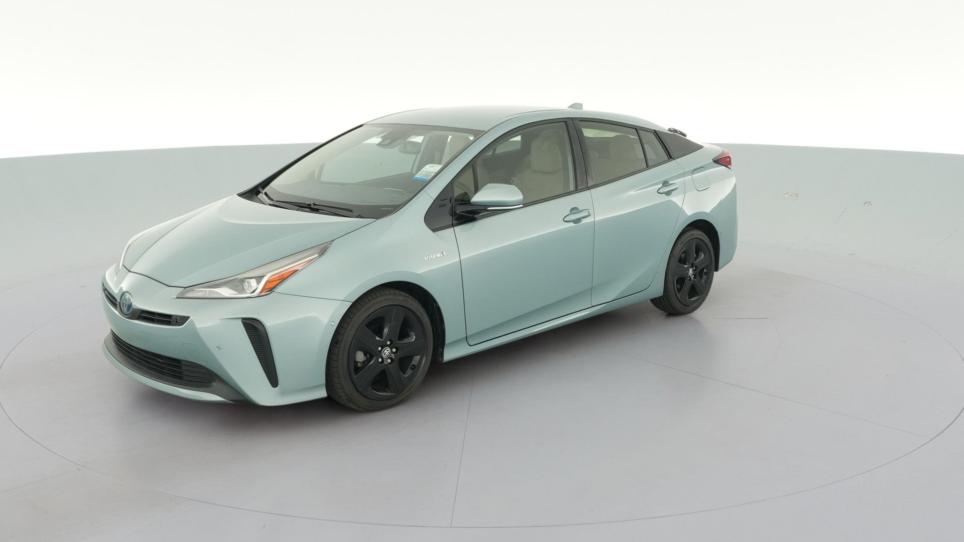 2019 Toyota Prius vehicle photo