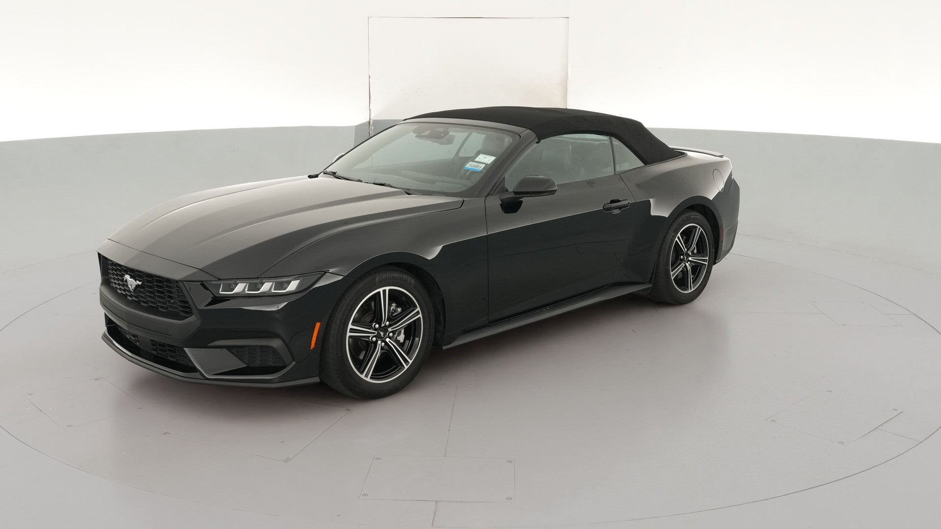 2025 Ford Mustang vehicle photo