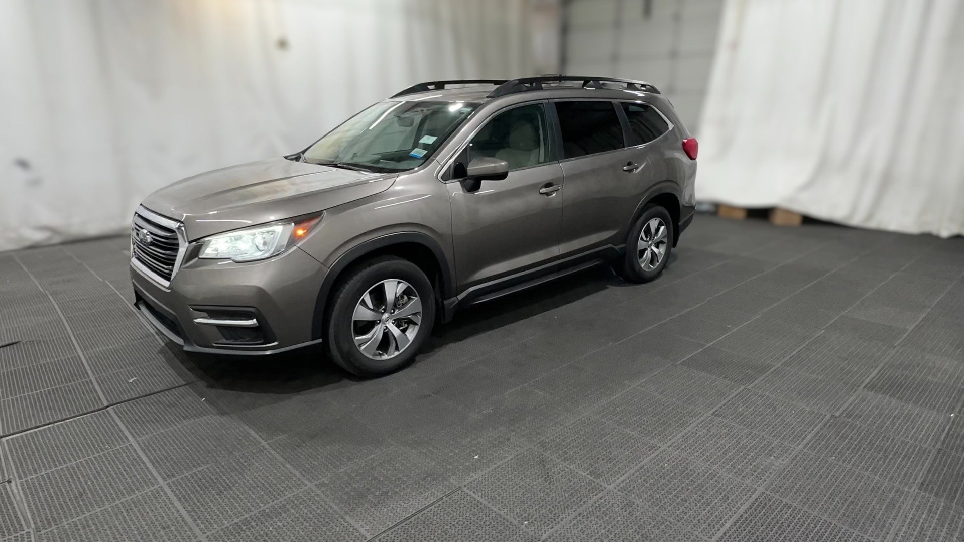 2021 Subaru Ascent vehicle photo