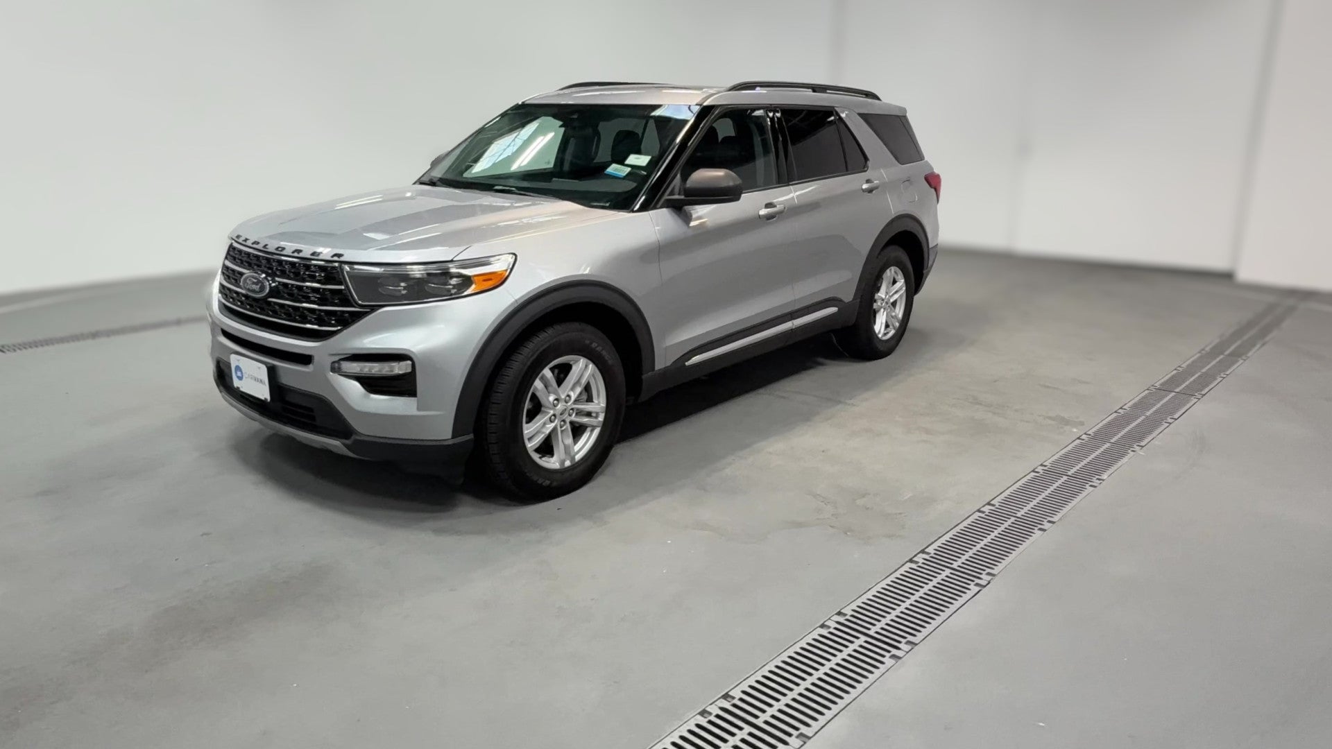 2020 Ford Explorer vehicle photo