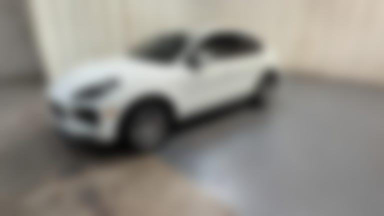 2020 Porsche Macan vehicle photo