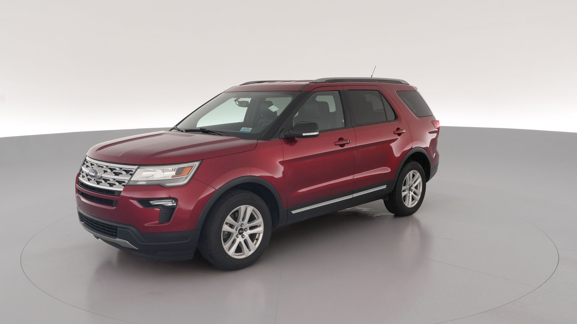 2018 Ford Explorer vehicle photo