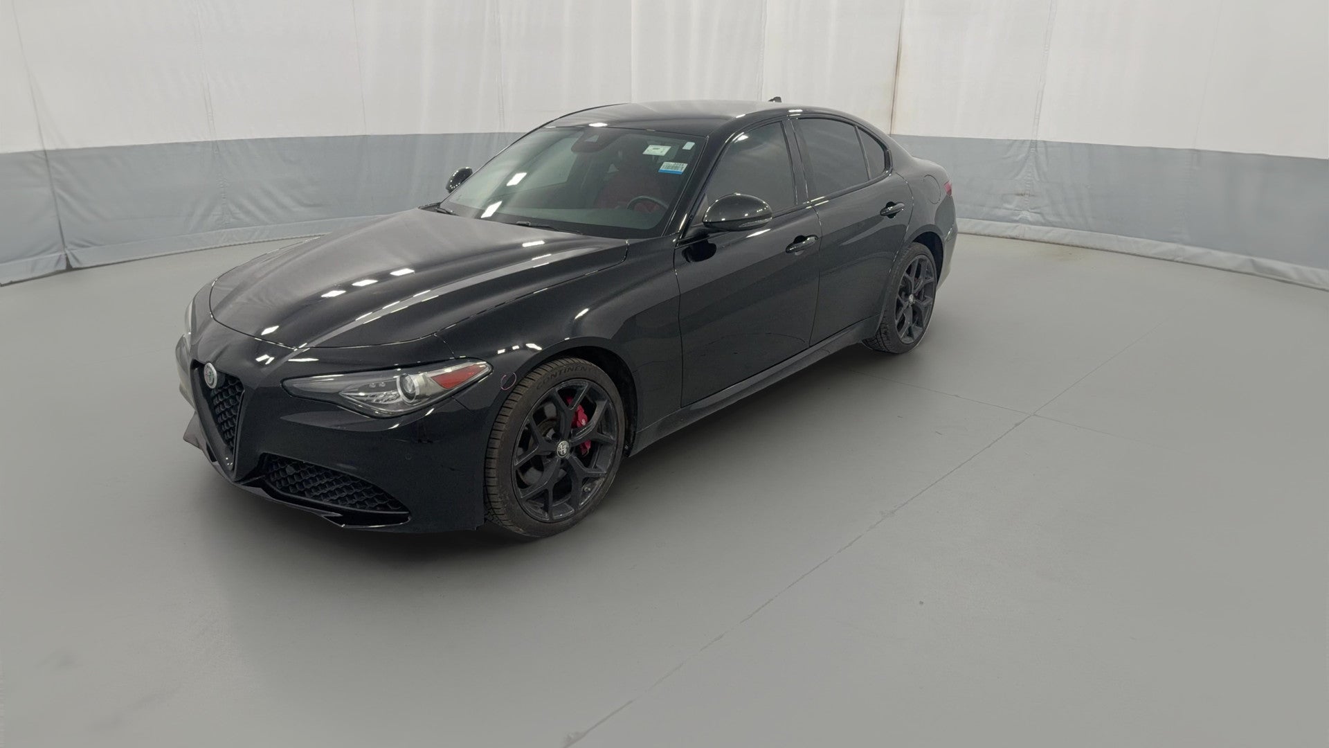 2020 Alfa Romeo Giulia vehicle photo