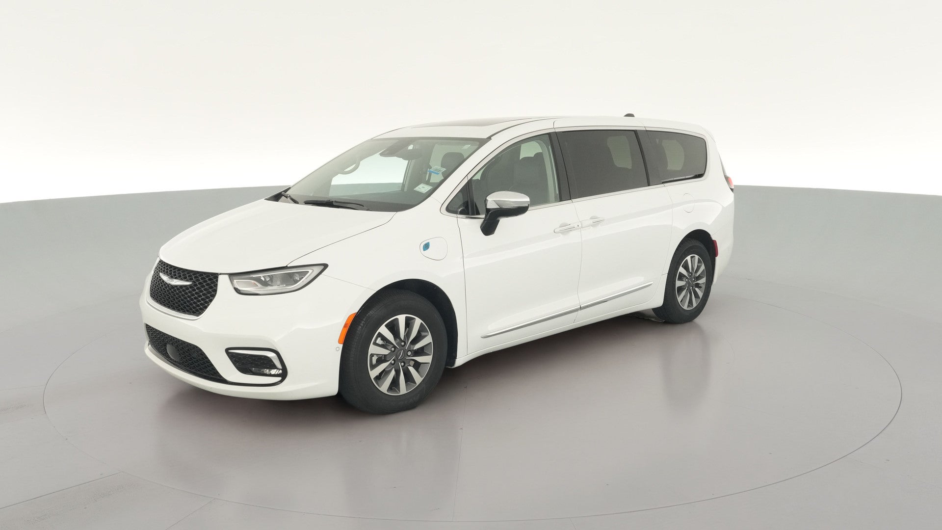 2023 Chrysler Pacifica Hybrid vehicle photo