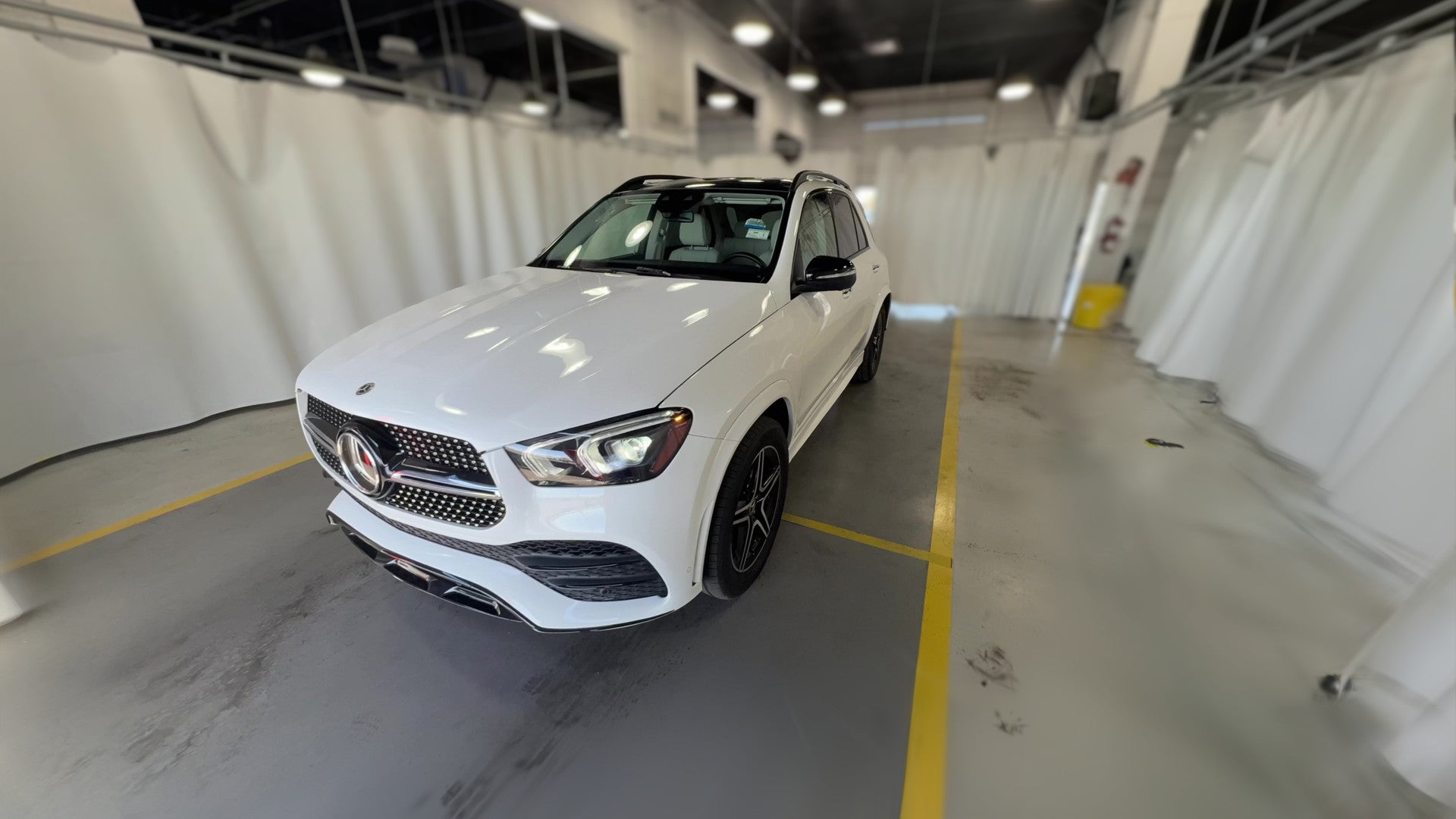 2023 Mercedes-Benz GLE vehicle photo