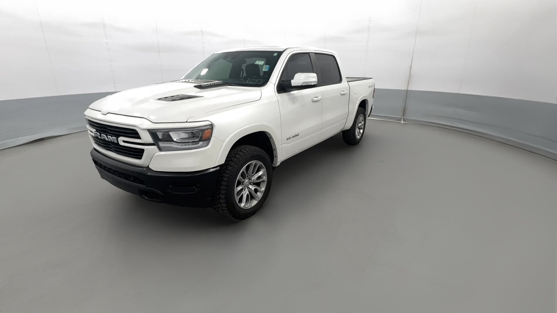 2022 Ram 1500 Crew Cab vehicle photo