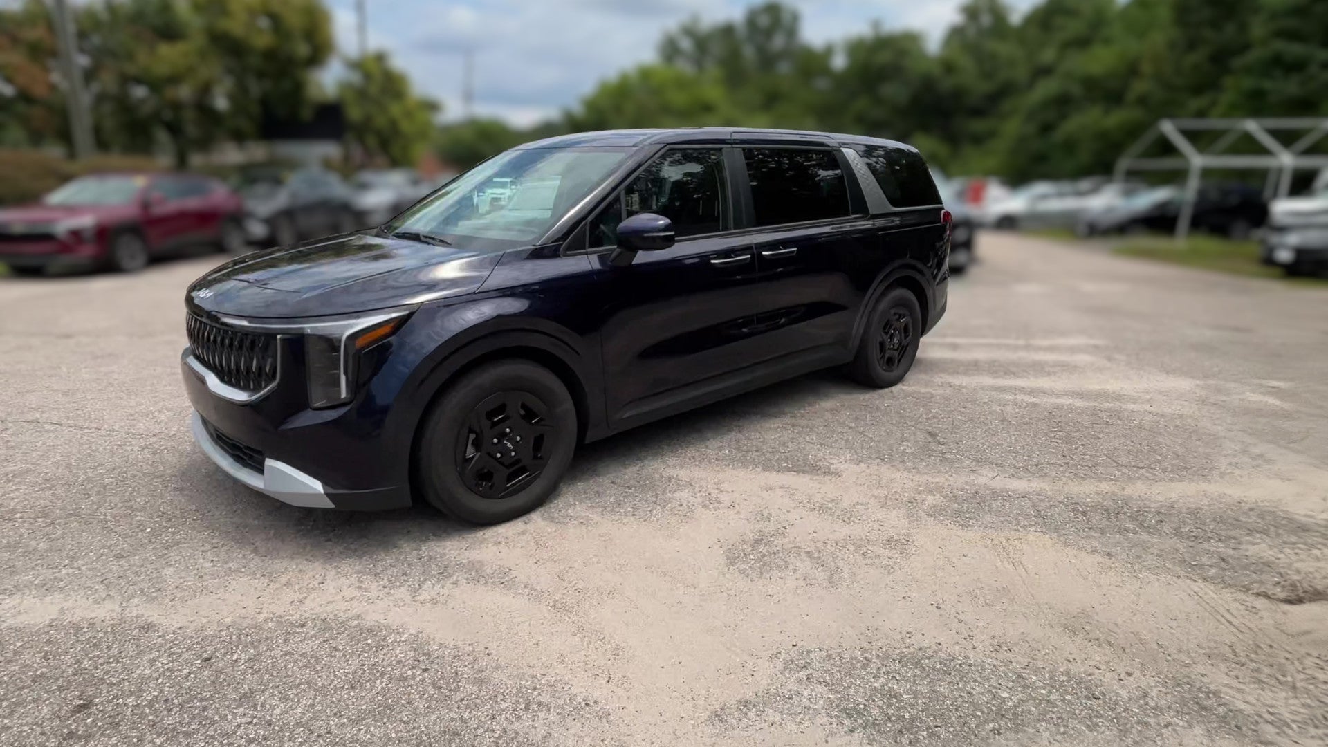 2026 Kia Carnival vehicle photo