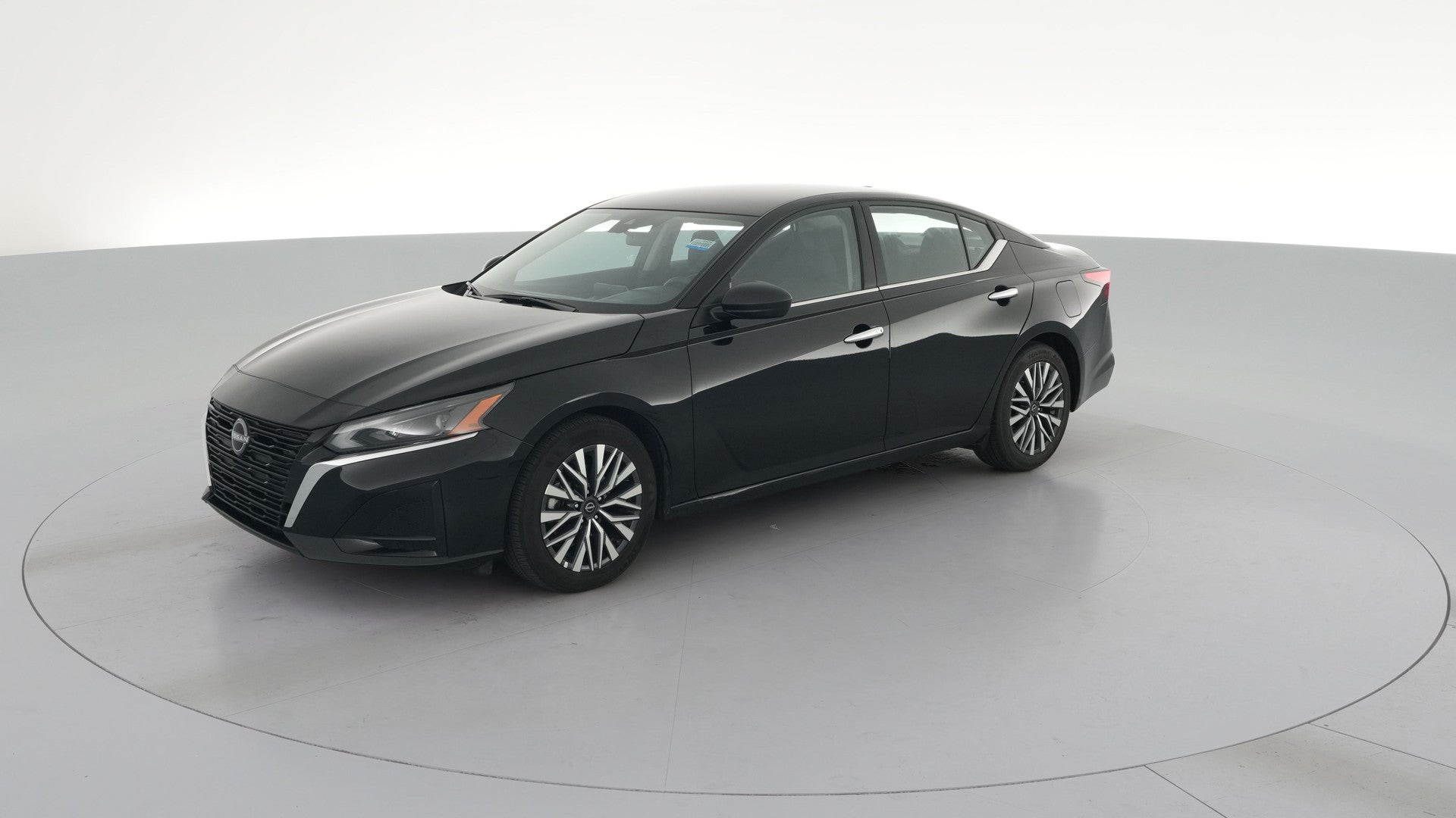 2025 Nissan Altima vehicle photo