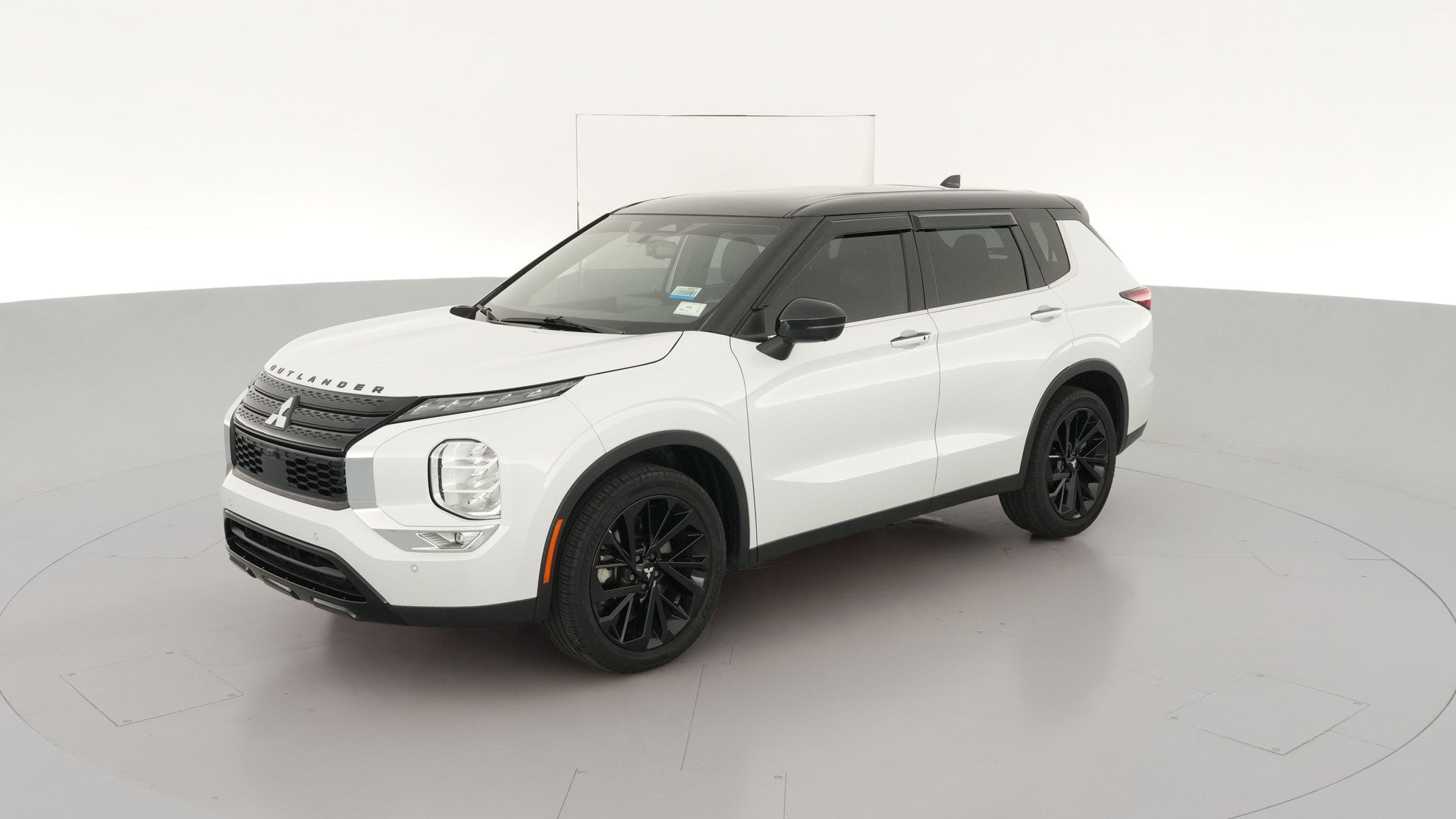 2023 Mitsubishi Outlander vehicle photo