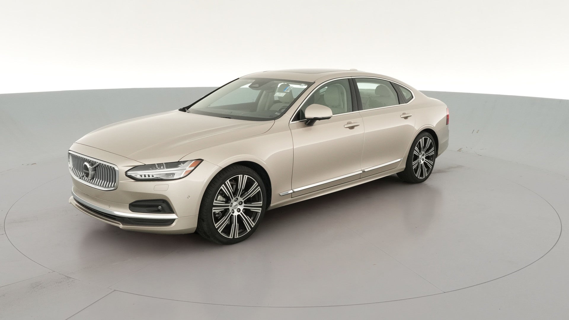 2023 Volvo S90 vehicle photo