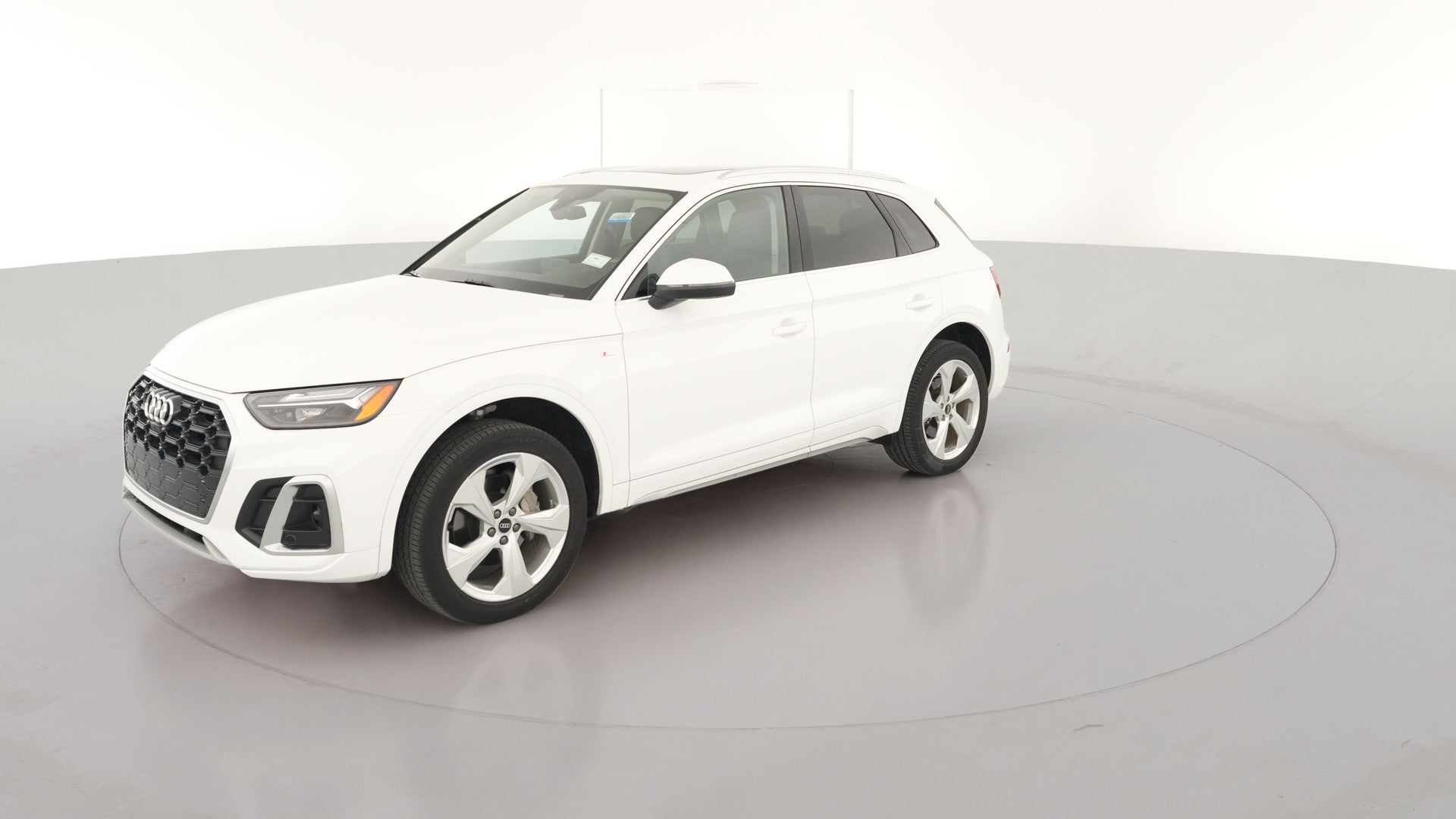 2024 Audi Q5 vehicle photo