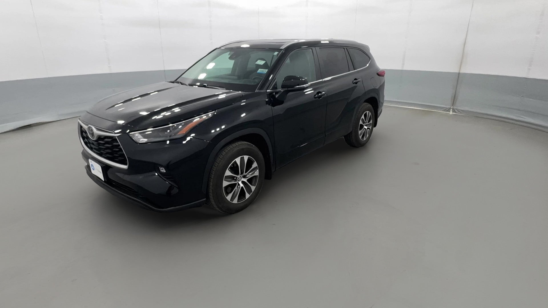 2023 Toyota Highlander vehicle photo