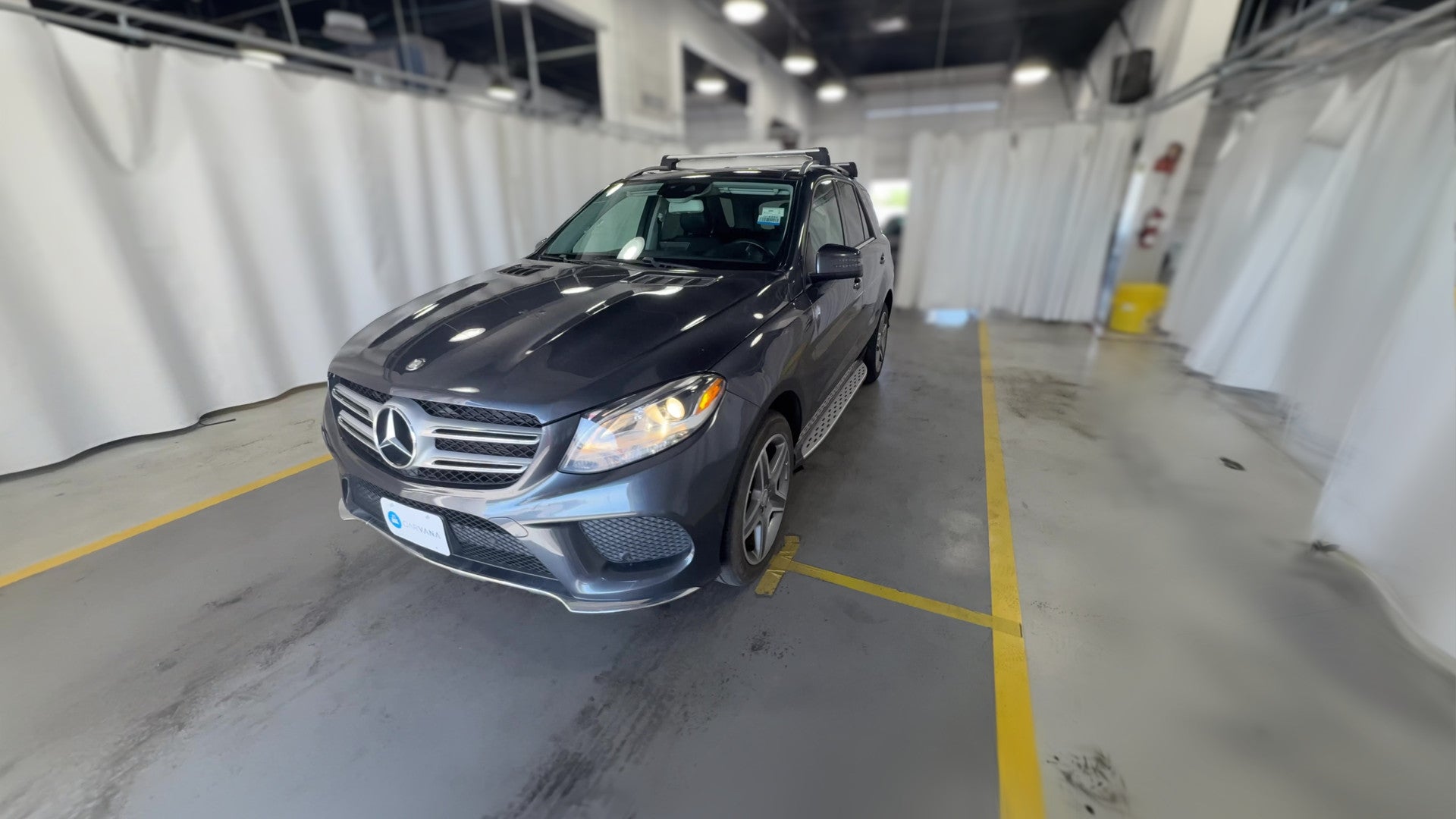 2016 Mercedes-Benz GLE vehicle photo