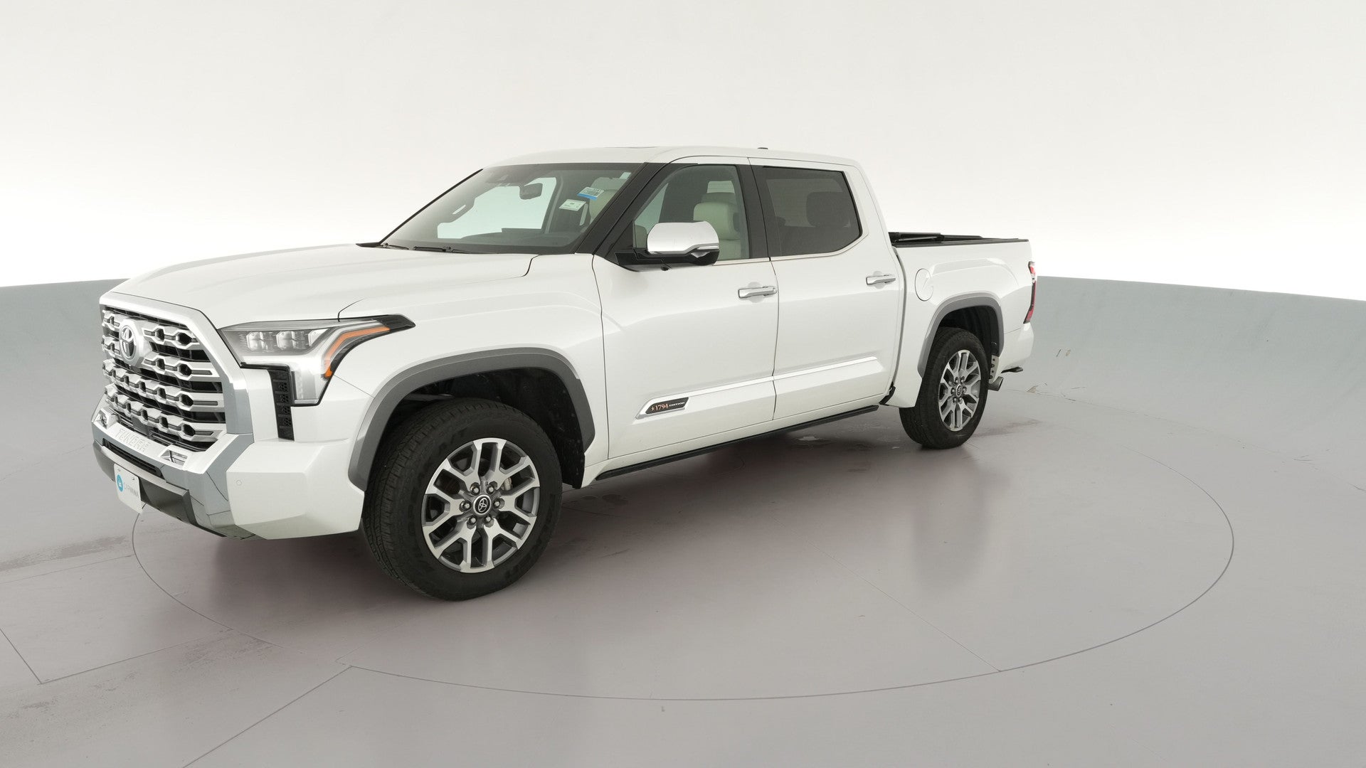2023 Toyota Tundra CrewMax vehicle photo
