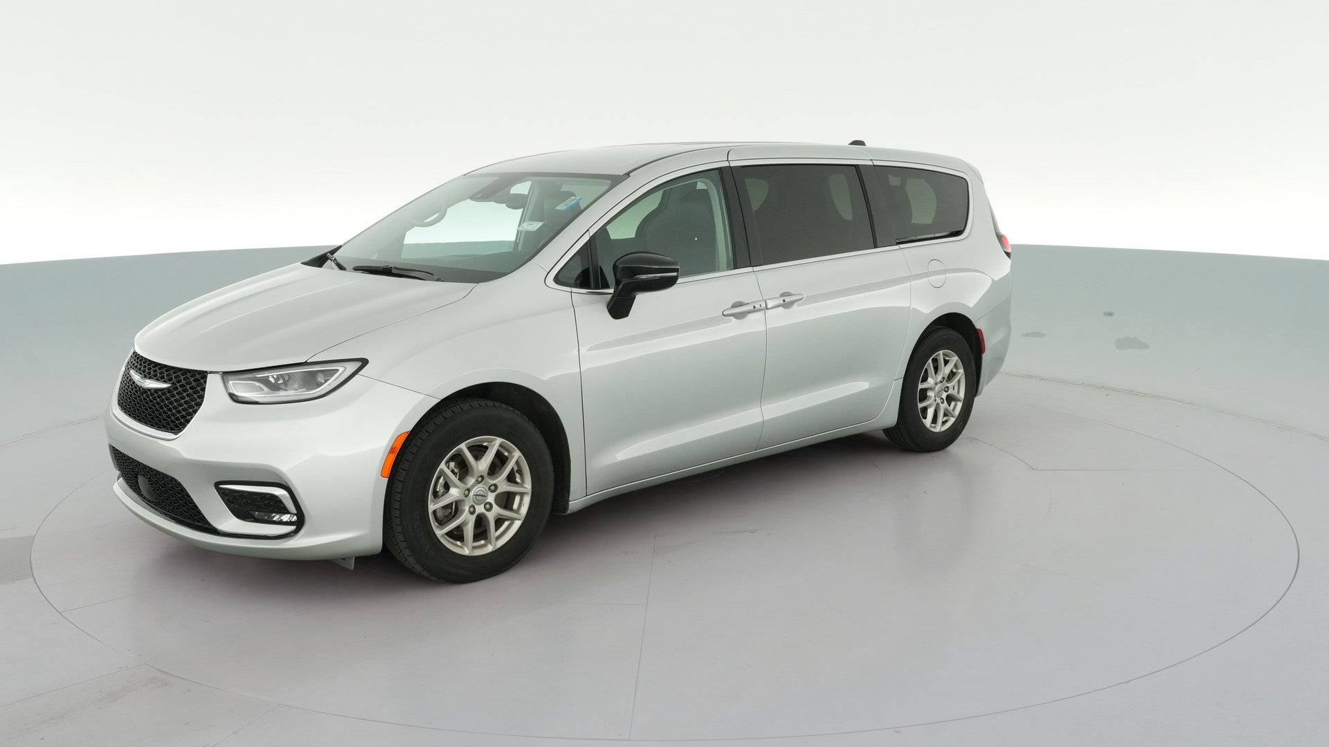 2024 Chrysler Pacifica vehicle photo