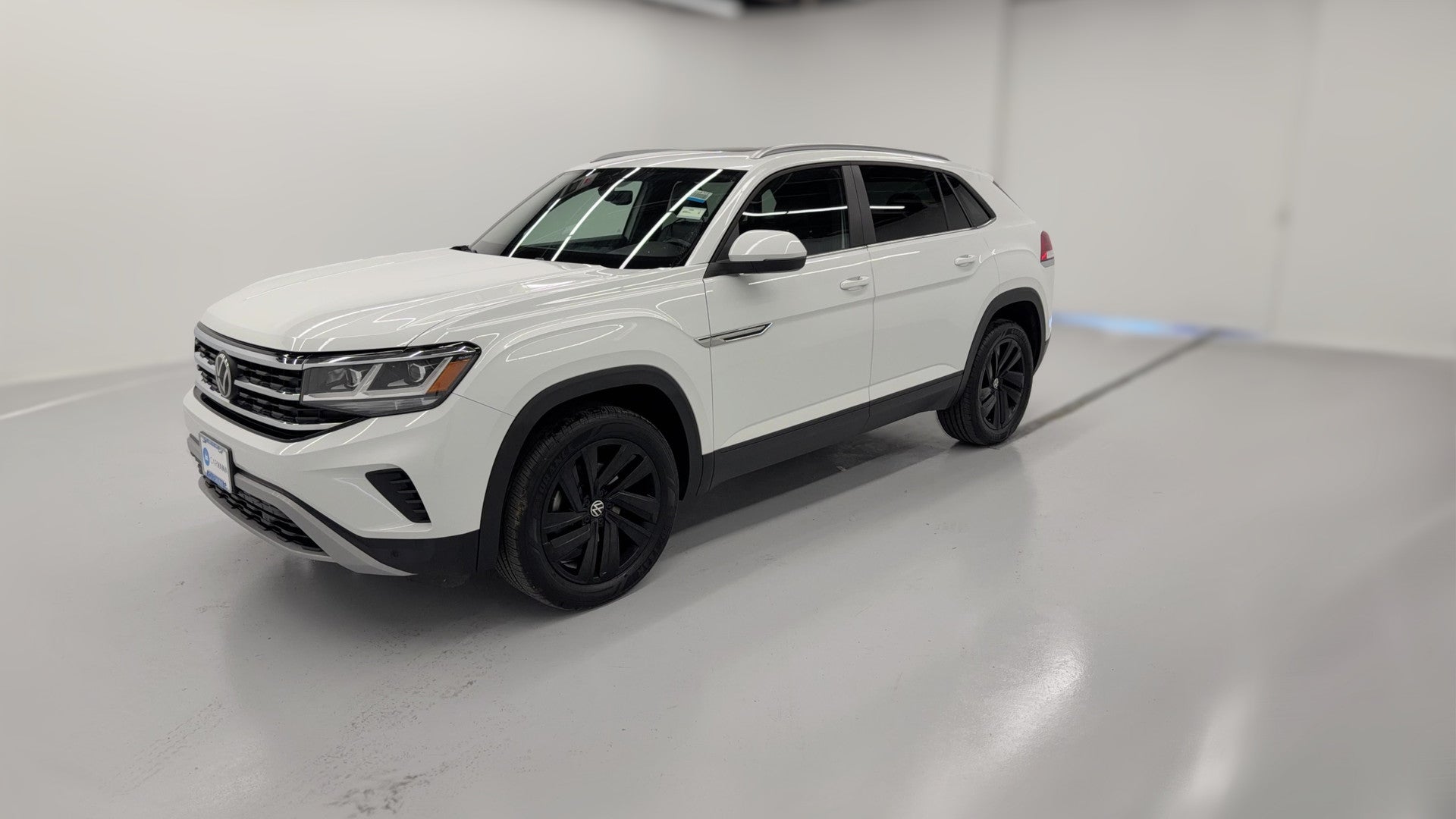 2021 Volkswagen Atlas Cross Sport vehicle photo