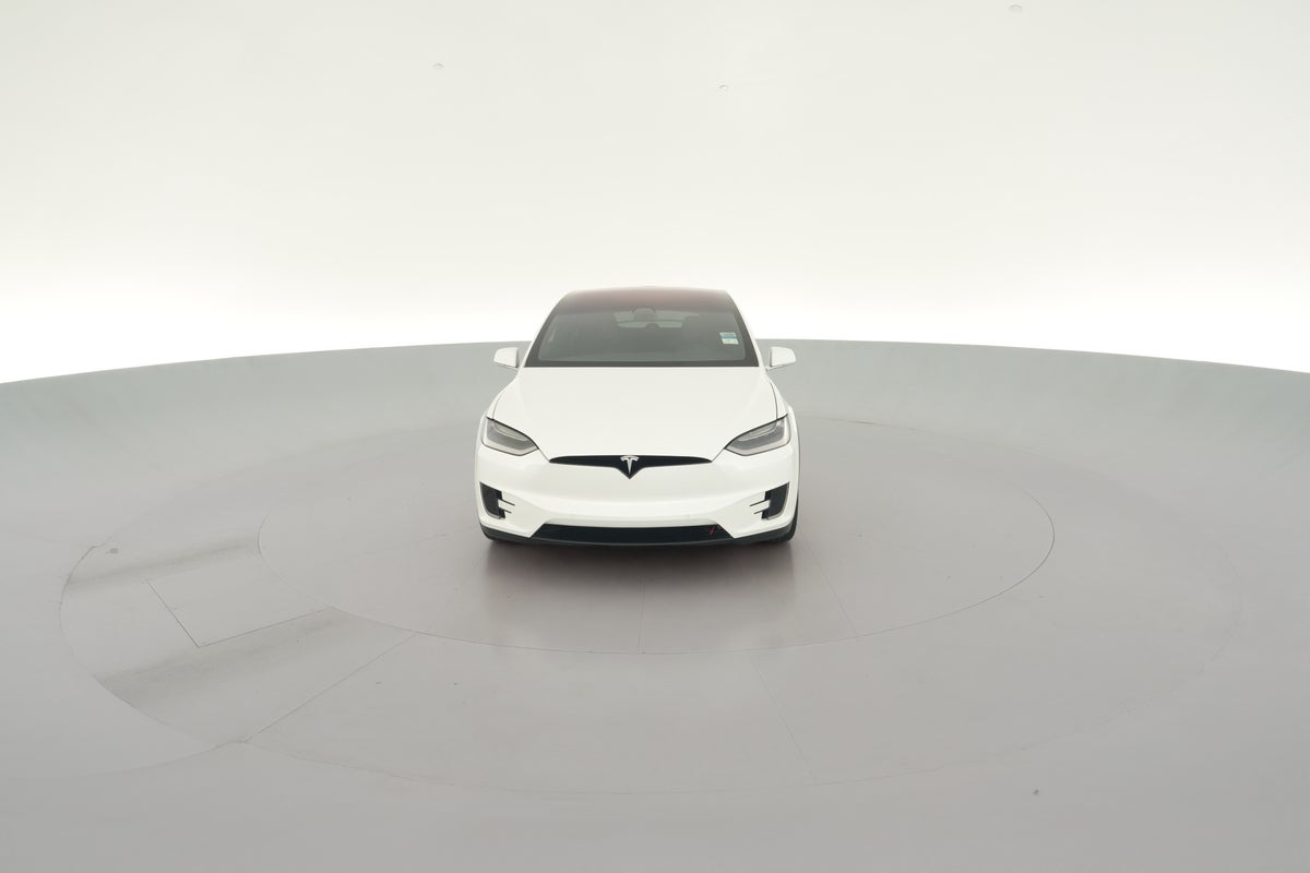 2018 Tesla Model X 75D in White — 360° view 1