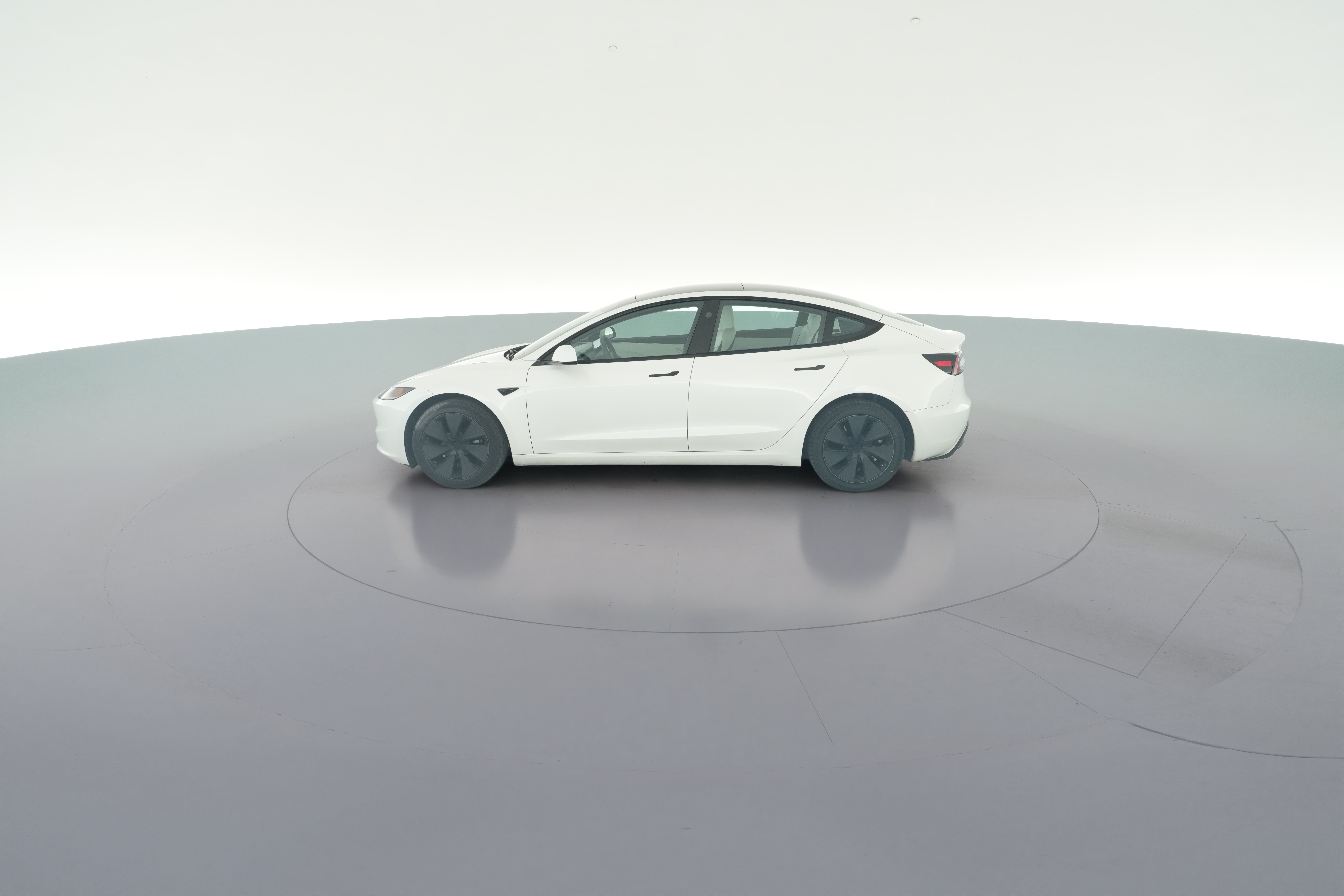 2025 Tesla Model 3 Long Range - Photo 31