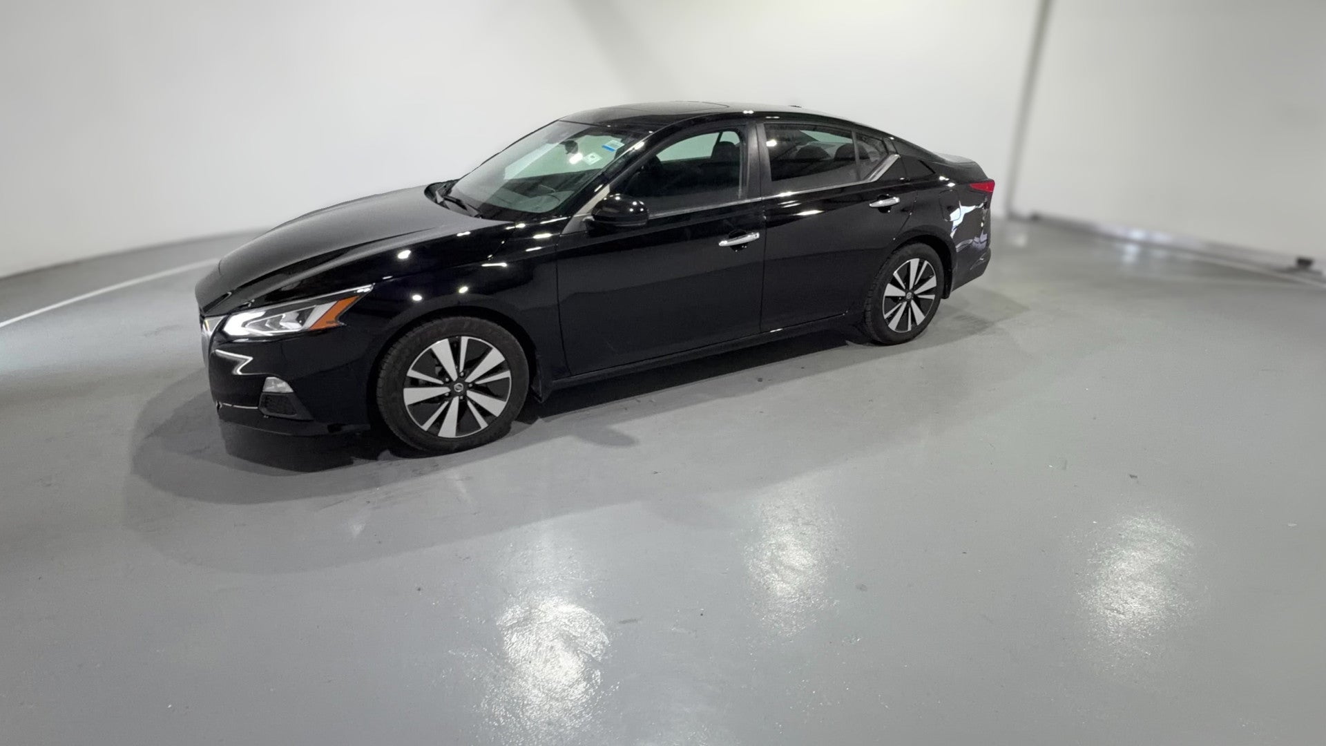 2022 Nissan Altima vehicle photo