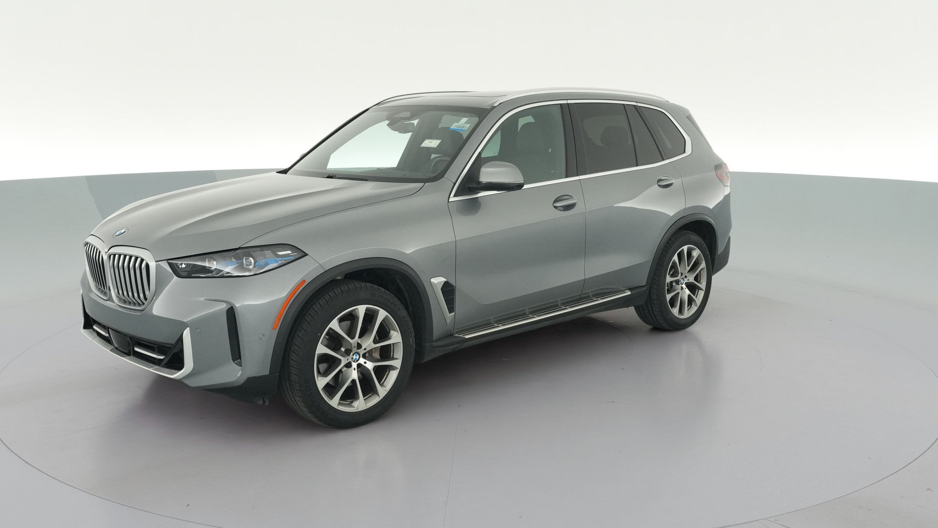 2024 BMW X5 vehicle photo
