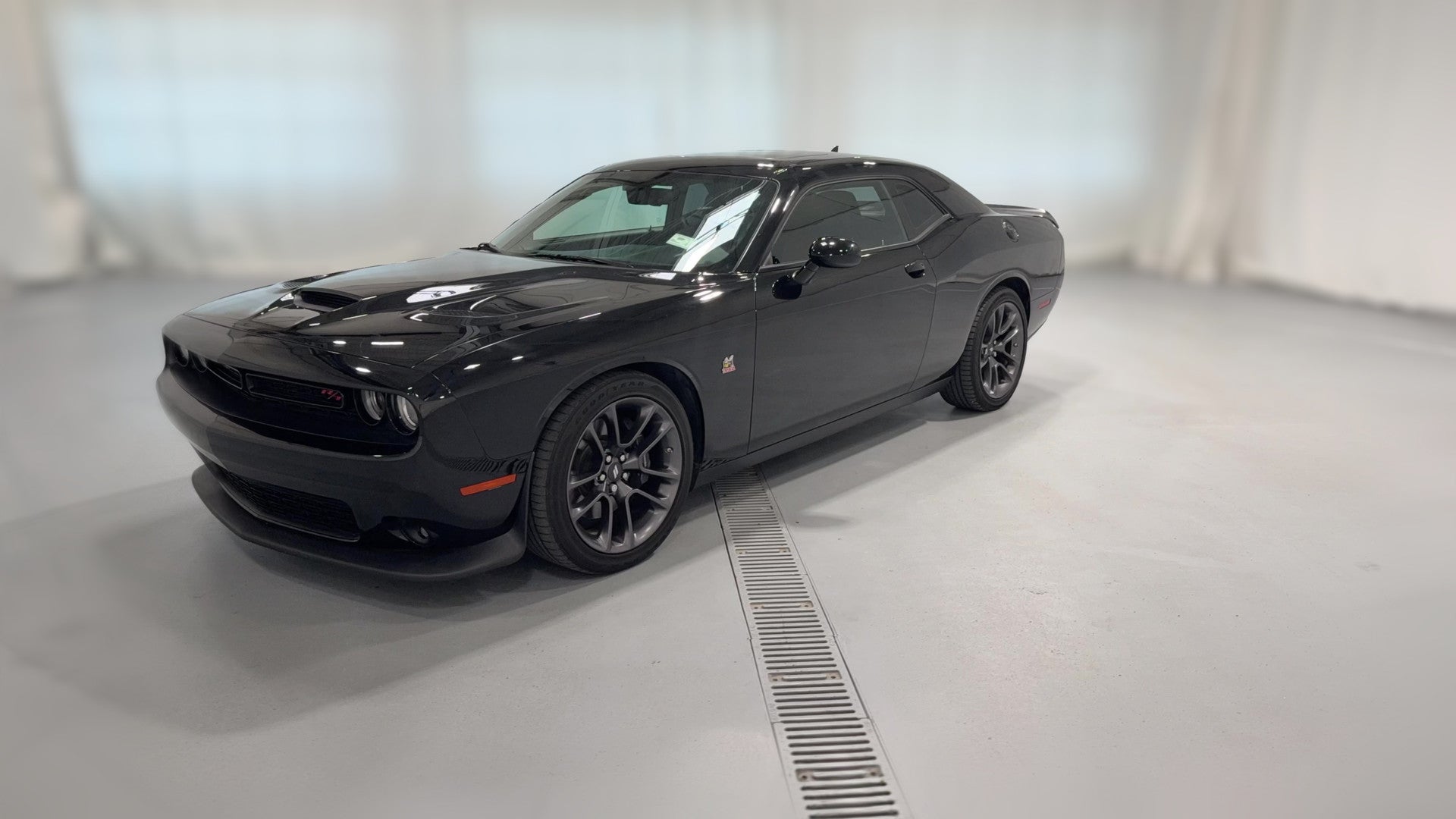 2023 Dodge Challenger vehicle photo