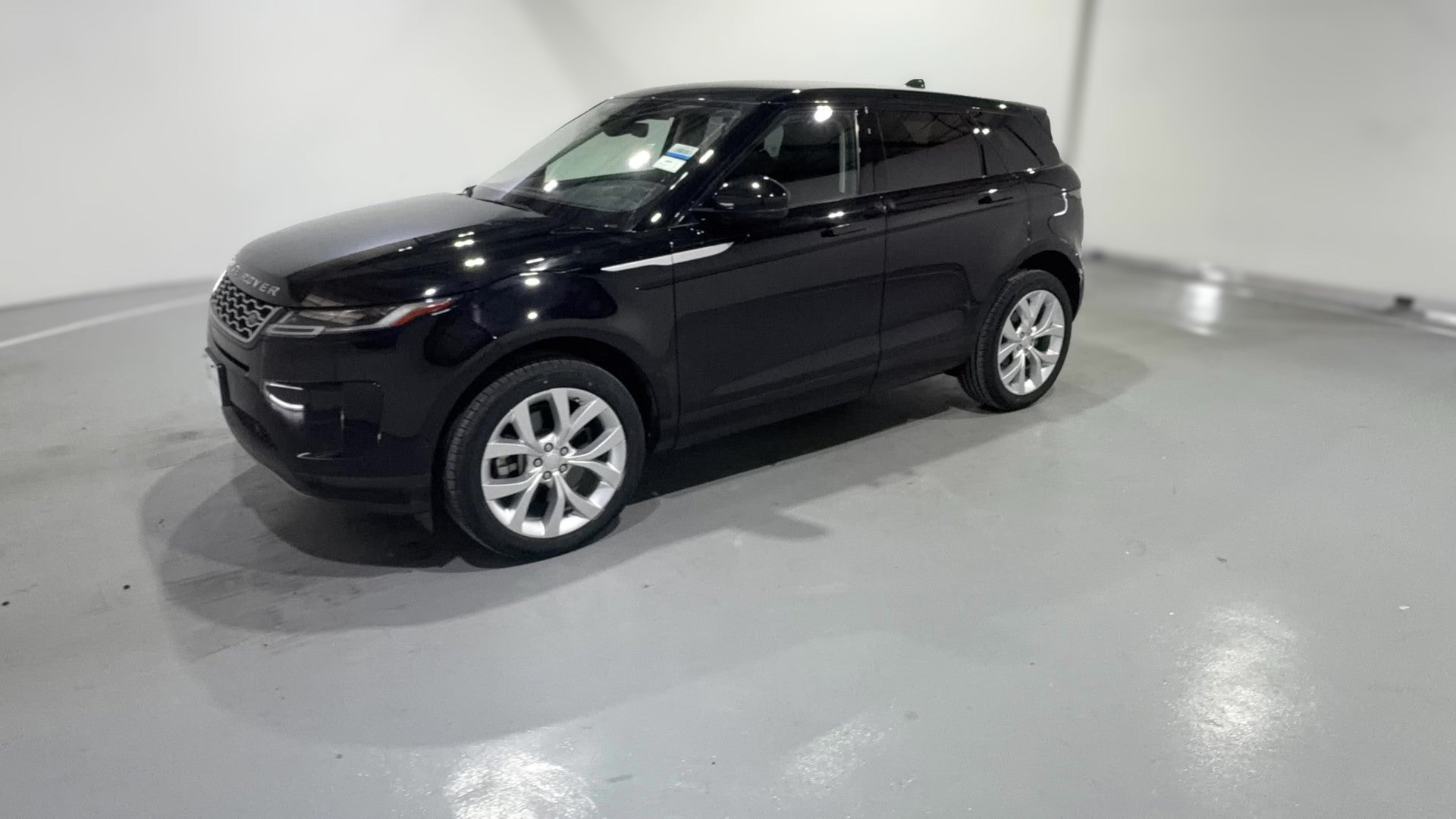 2020 Land Rover Range Rover Evoque vehicle photo