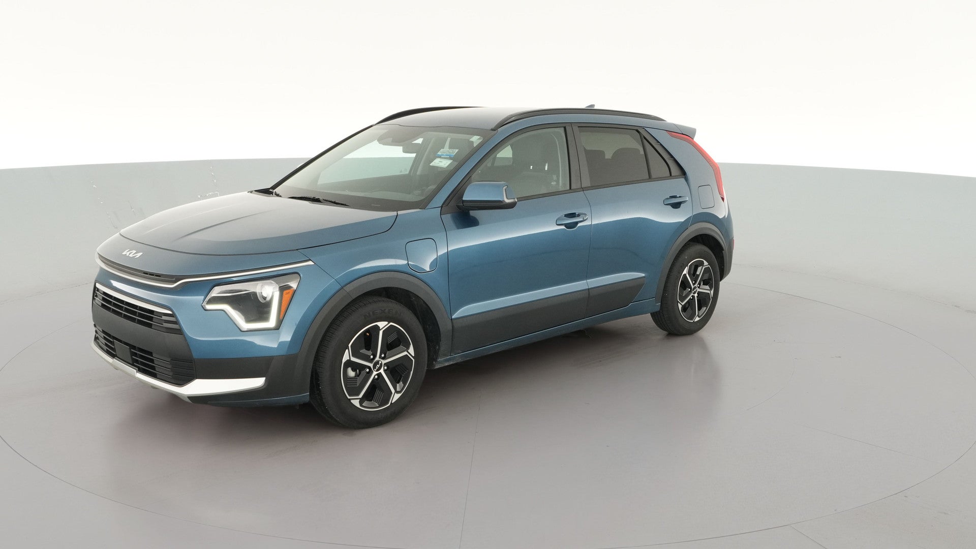 2024 Kia Niro Plug-in Hybrid vehicle photo