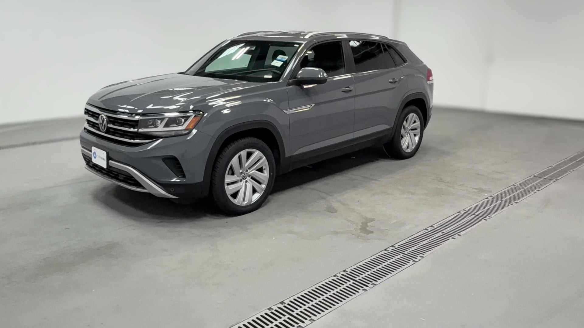 2022 Volkswagen Atlas Cross Sport vehicle photo