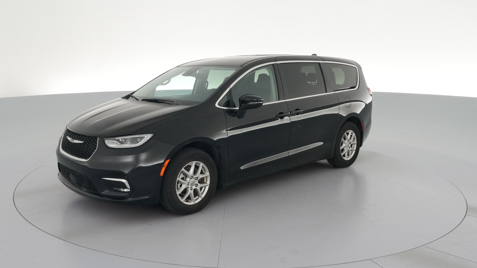 2024 Chrysler Pacifica vehicle photo
