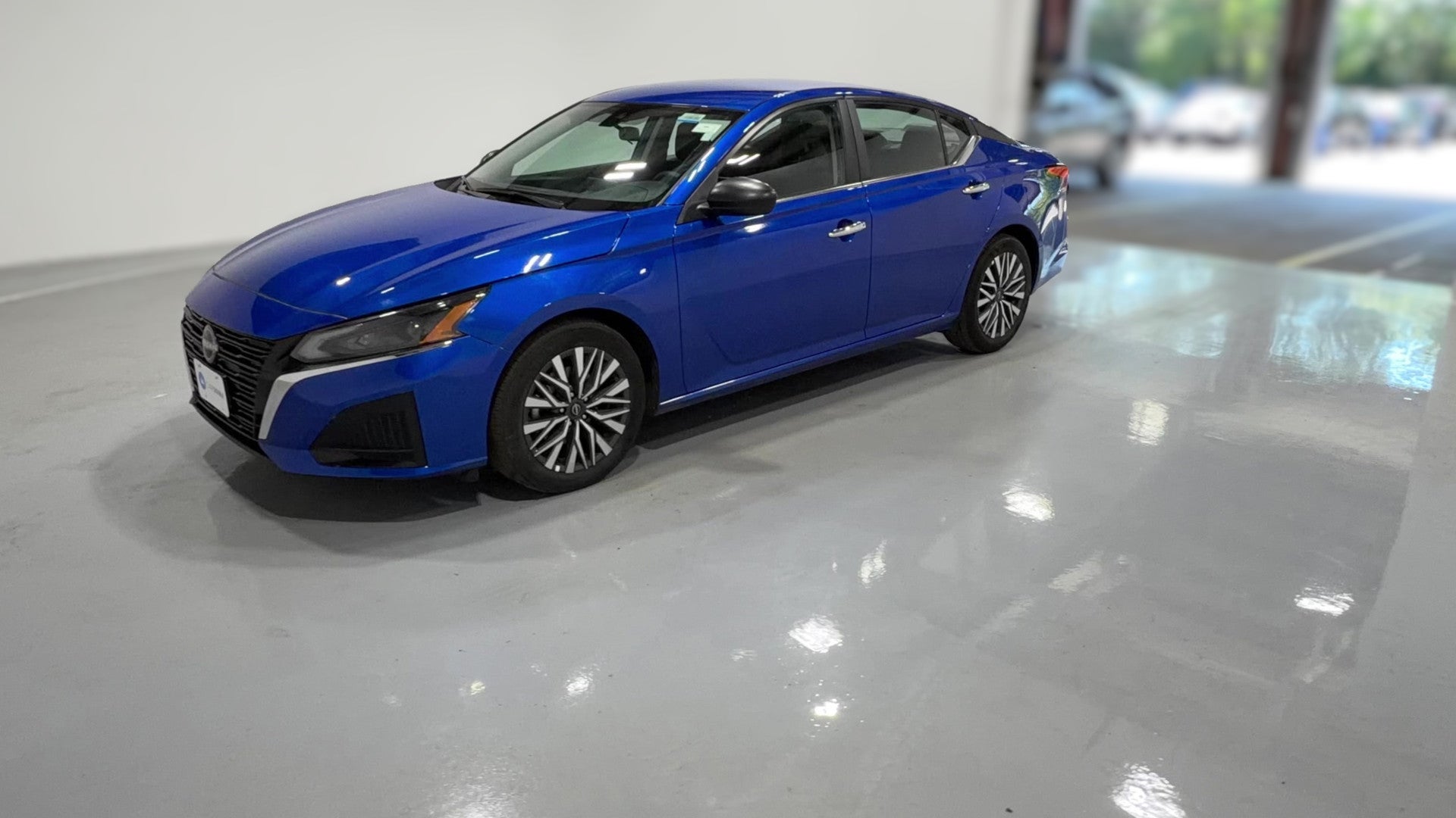 2025 Nissan Altima vehicle photo